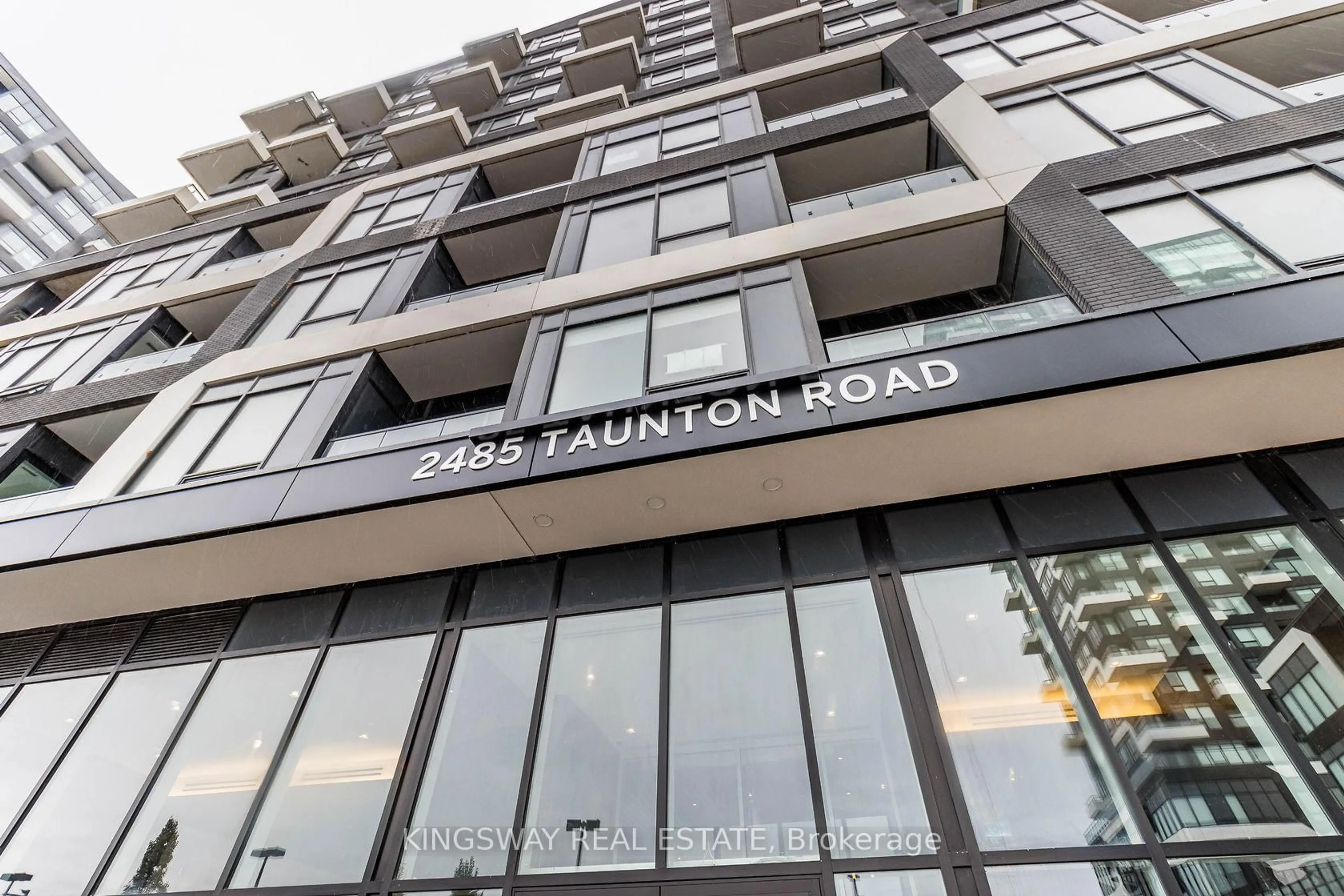 Unknown for 2481 Taunton Rd #901, Oakville Ontario L6H 3R7