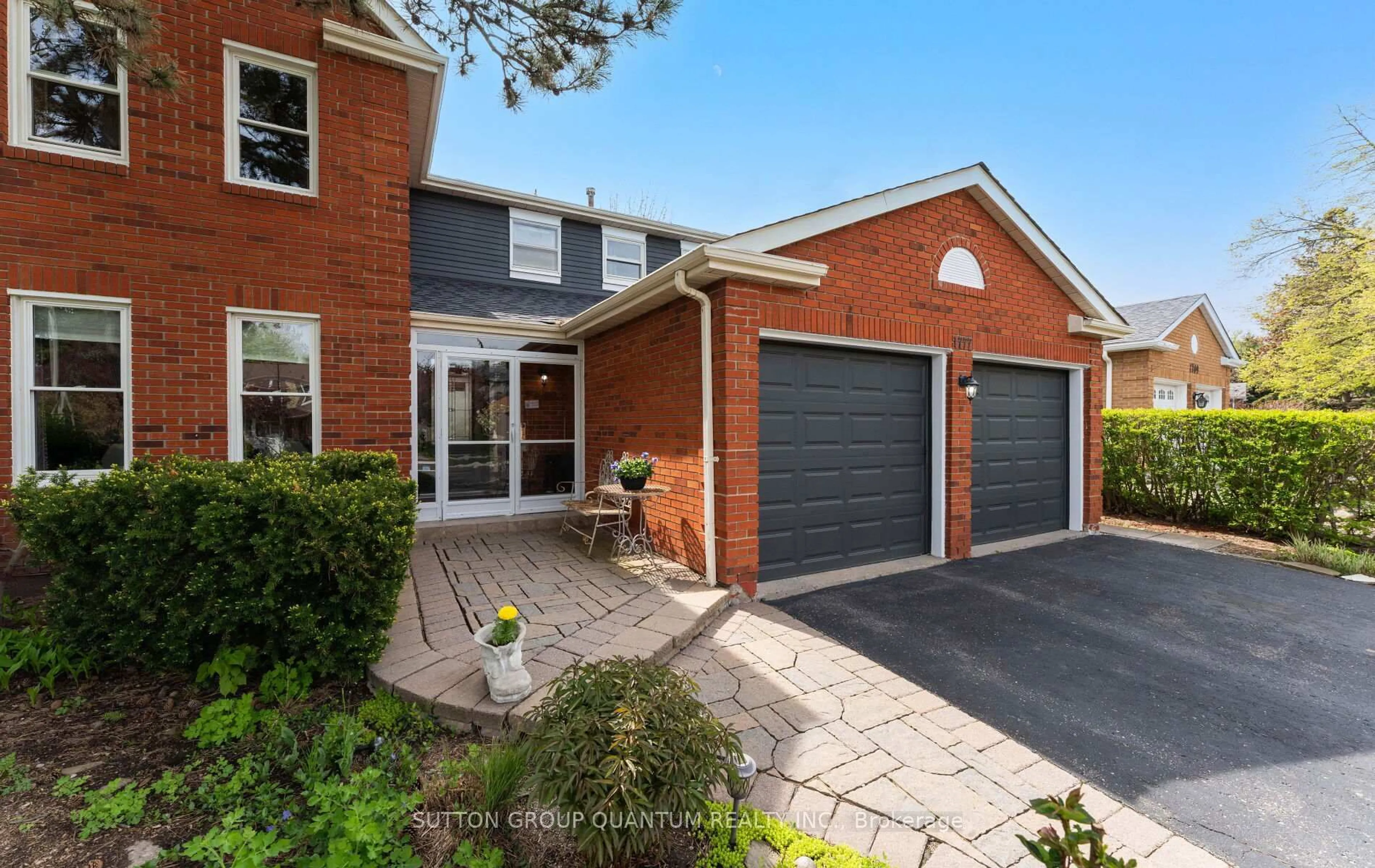 Home with brick exterior material, street for 1777 Folkway Dr, Mississauga Ontario L5L 2X1