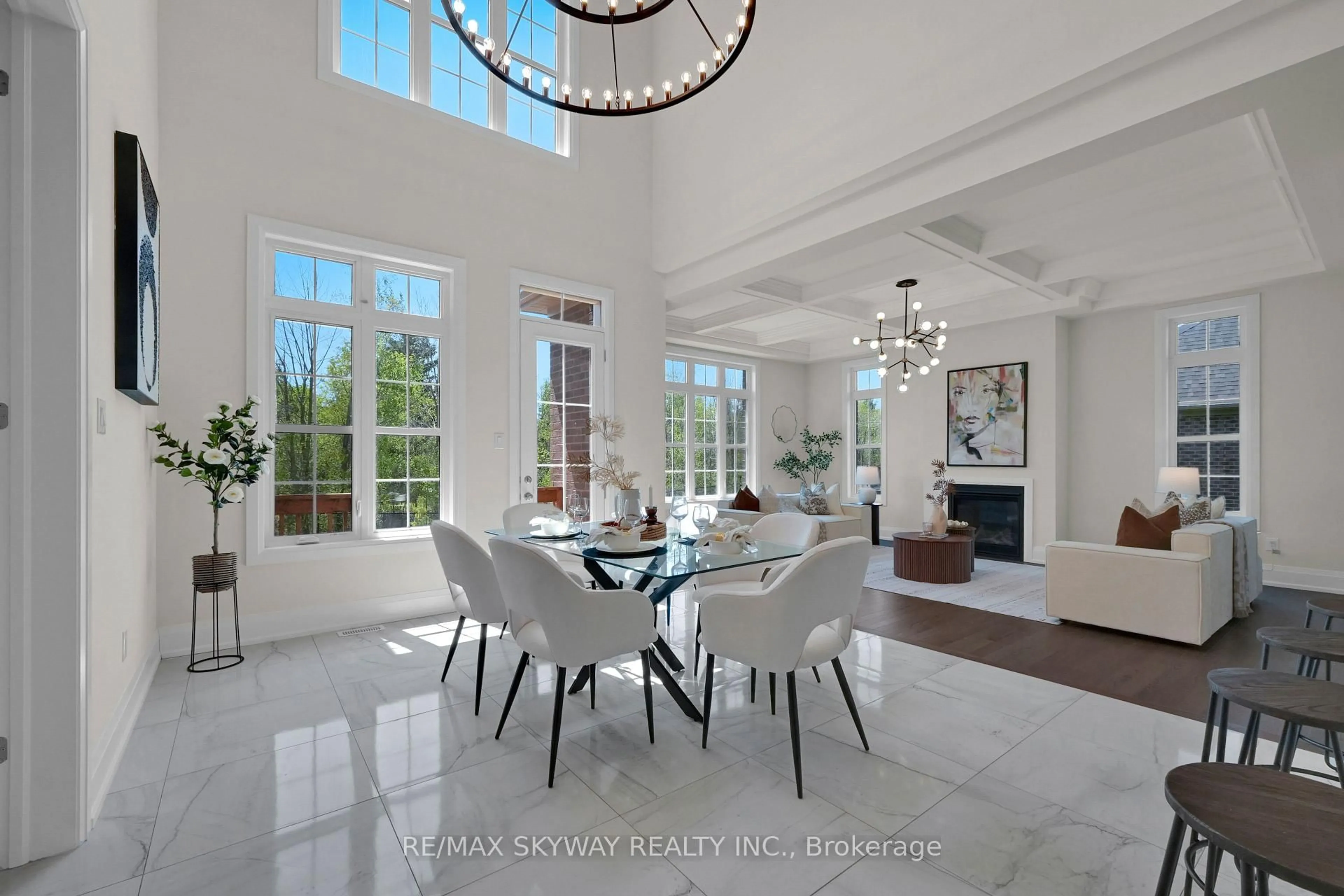 Dining room, ceramic/tile floor for 27 Gamble St, Halton Hills Ontario L7G 0P3