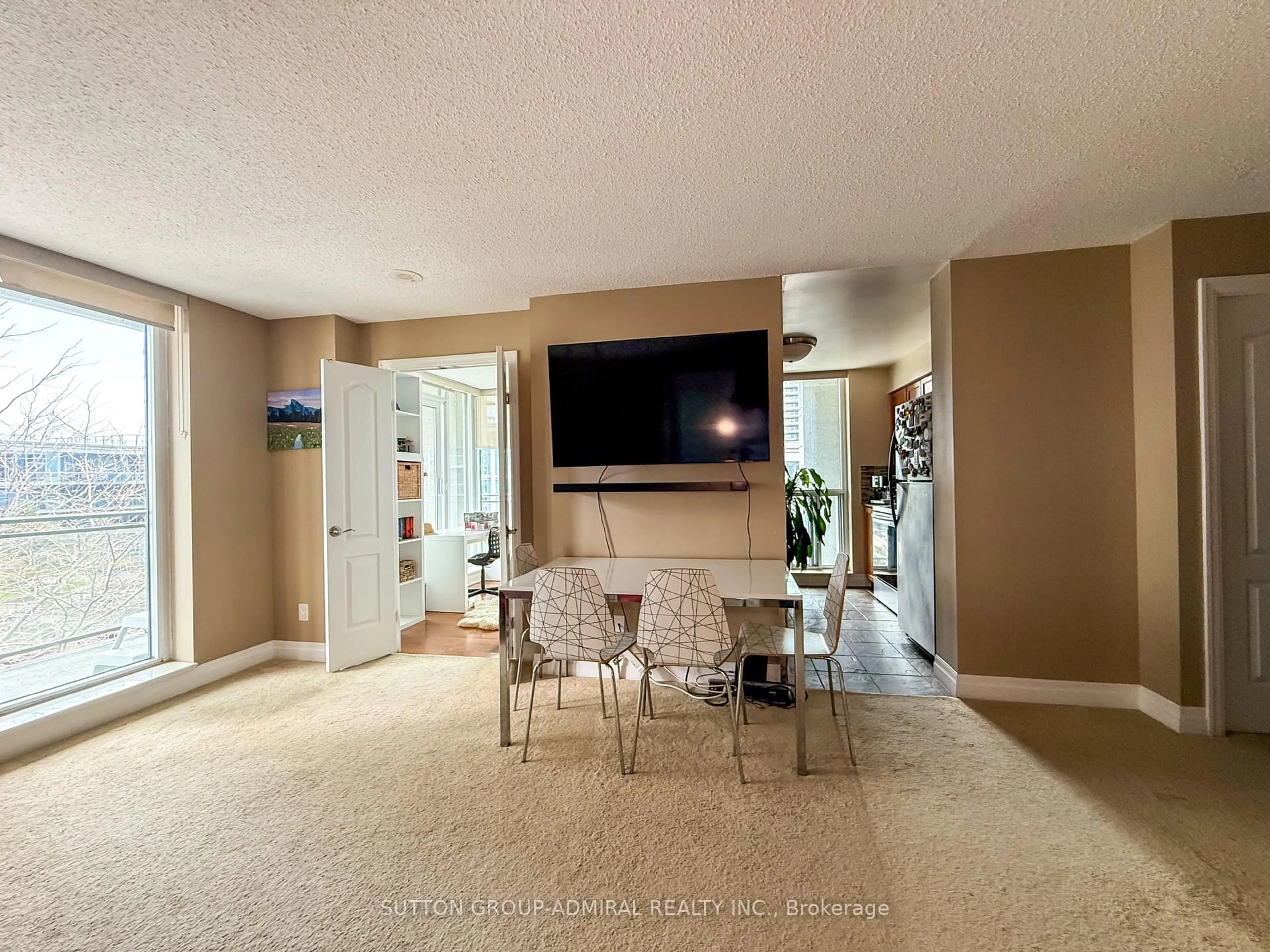 A pic of a room for 2119 Lake Shore Blvd #415, Toronto Ontario M8V 4E8