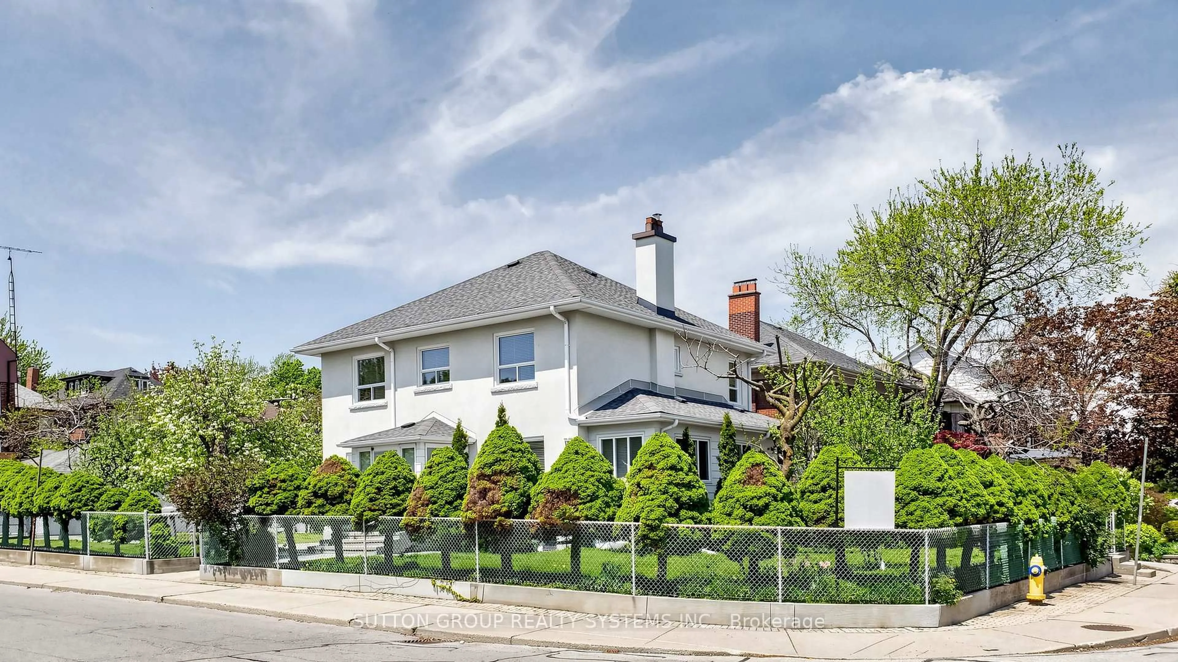 Unknown for 114 Rosemount Ave, Toronto Ontario M6H 2M7