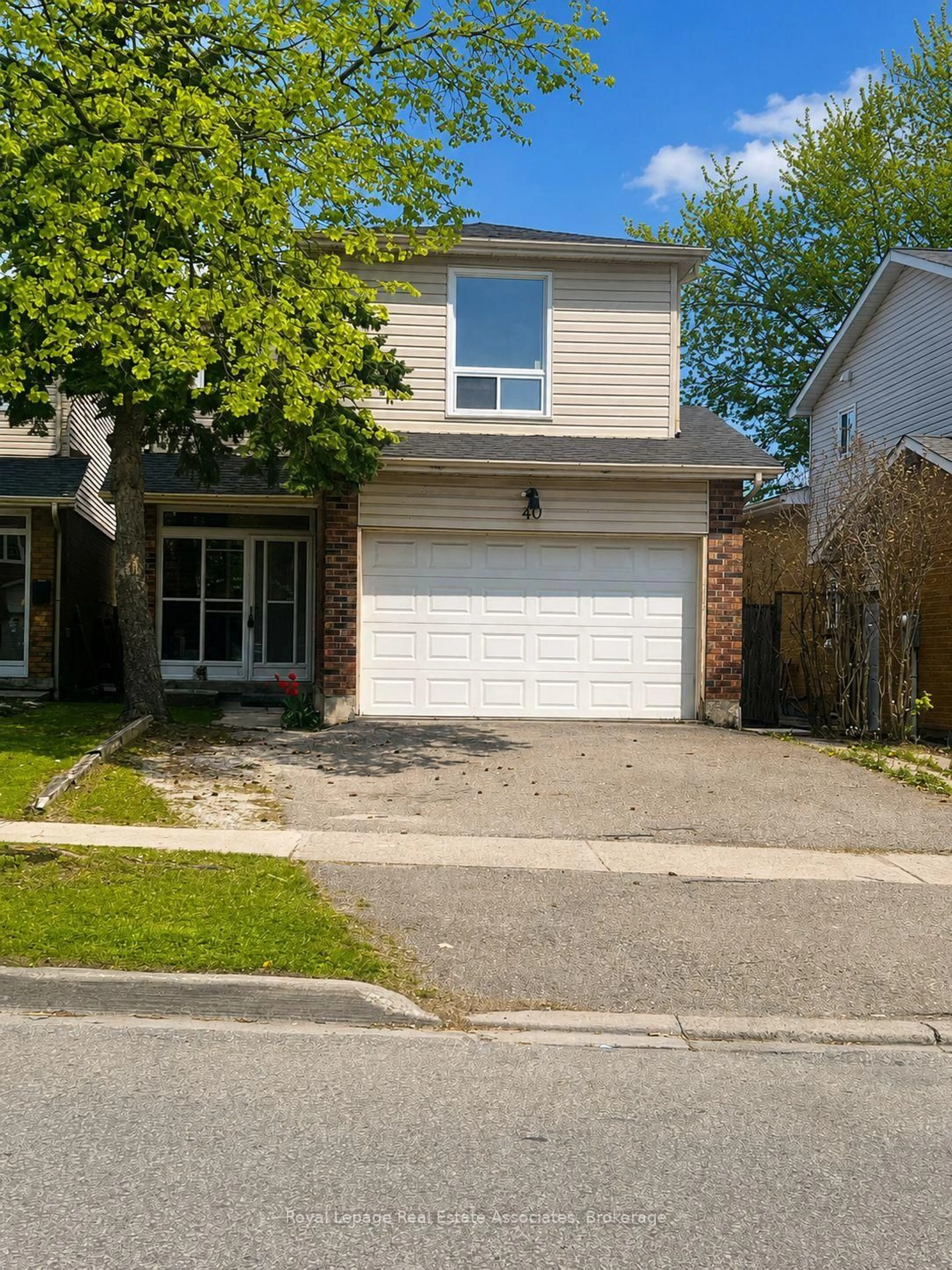 Unknown for 40 Langston Dr, Brampton Ontario L6V 3W7