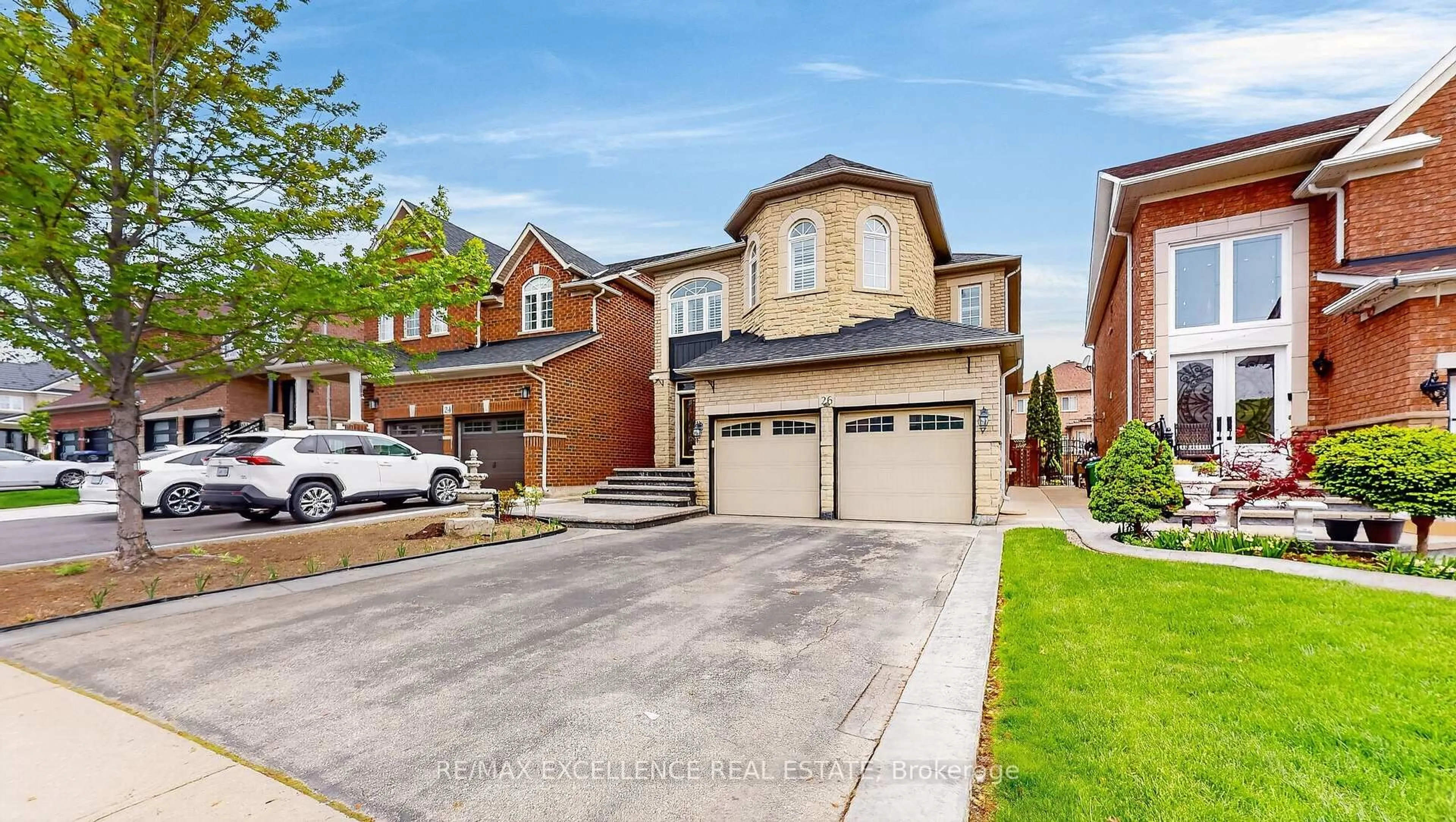 Home with brick exterior material, street for 26 Blue Diamond Dr, Brampton Ontario L6S 6J2