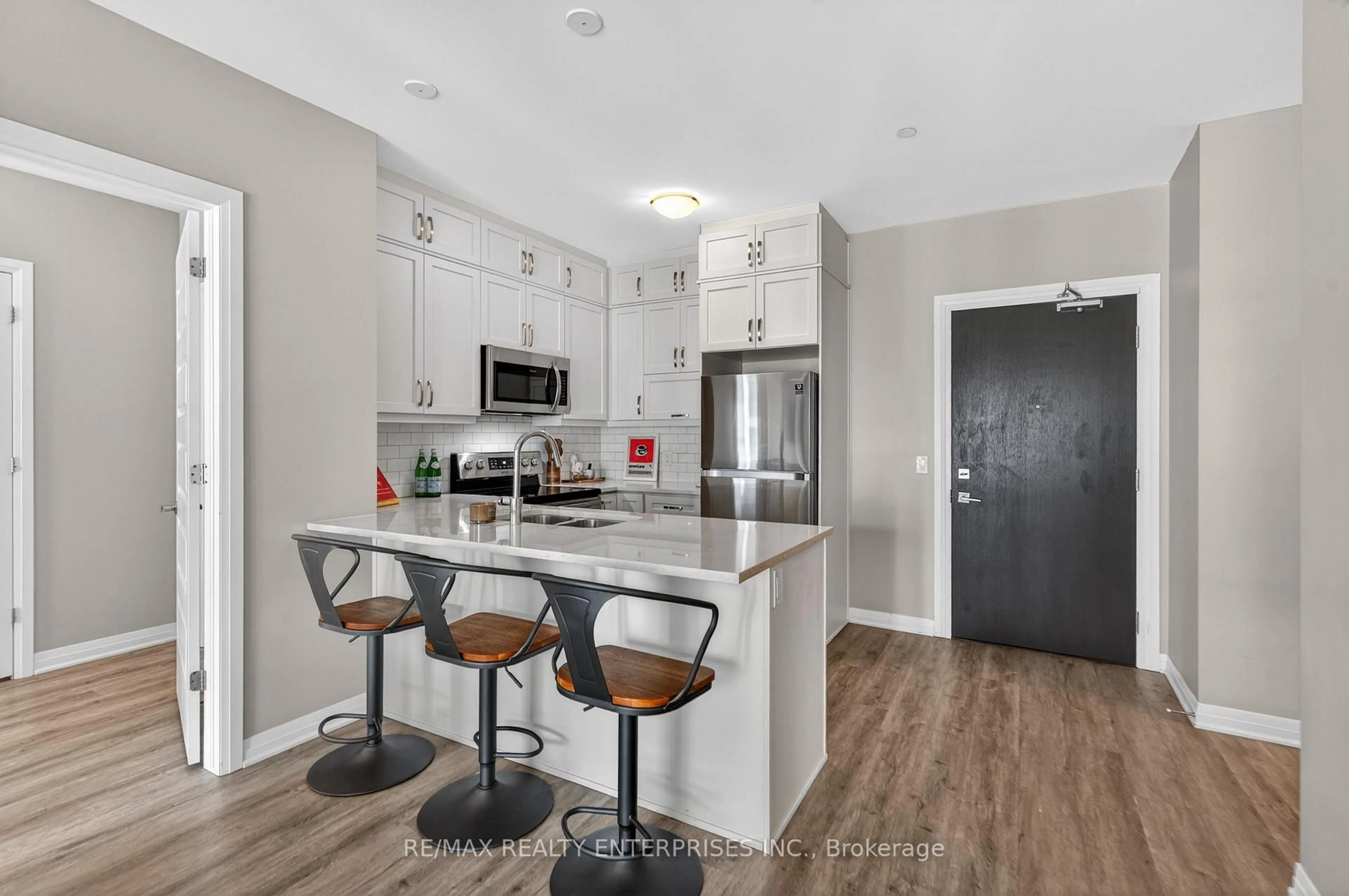 Open concept kitchen, unknown for 102 Grovewood Common #510, Oakville Ontario L9H 0X2