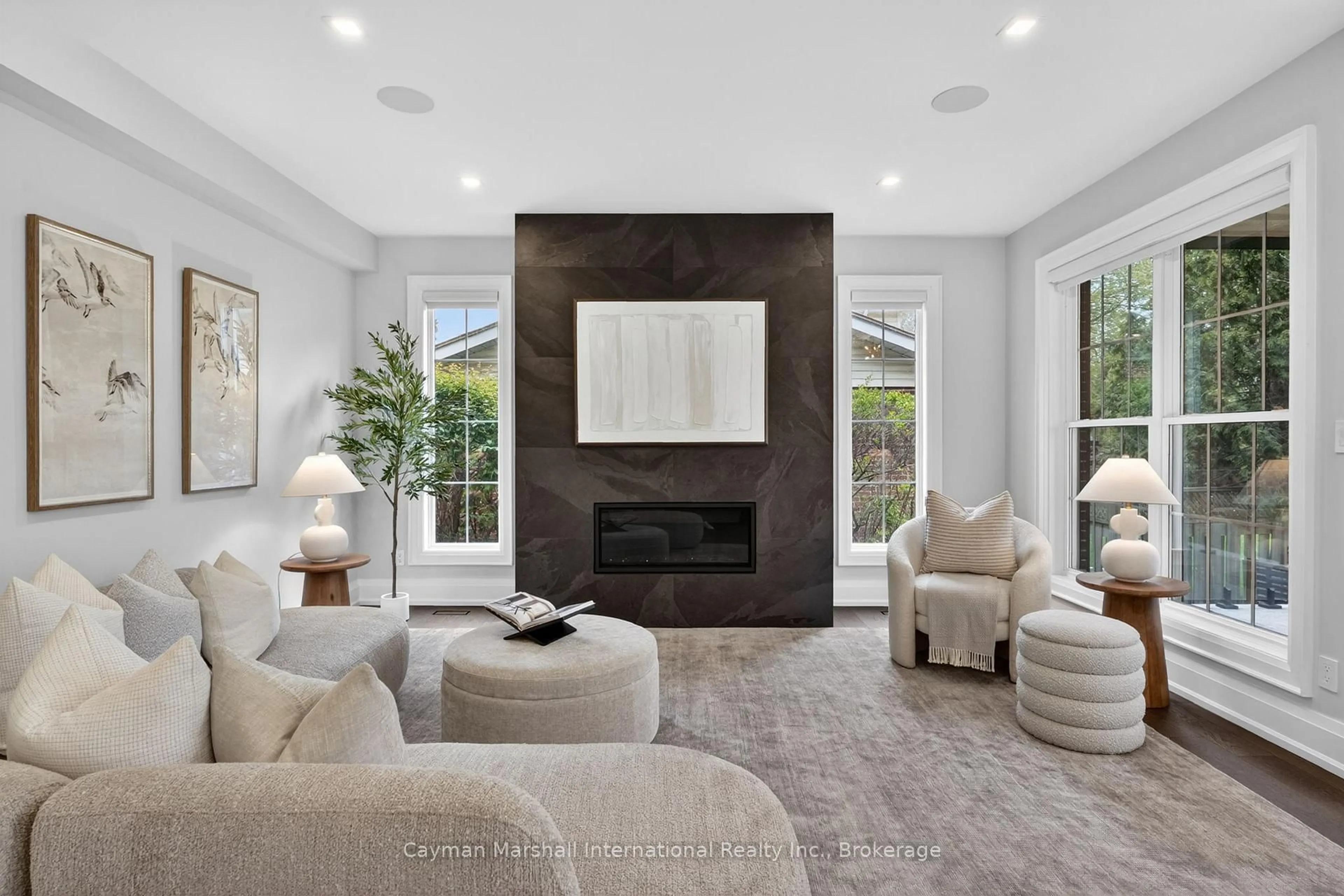Living room with furniture, unknown for 84 John St, Milton Ontario L9T 1G3
