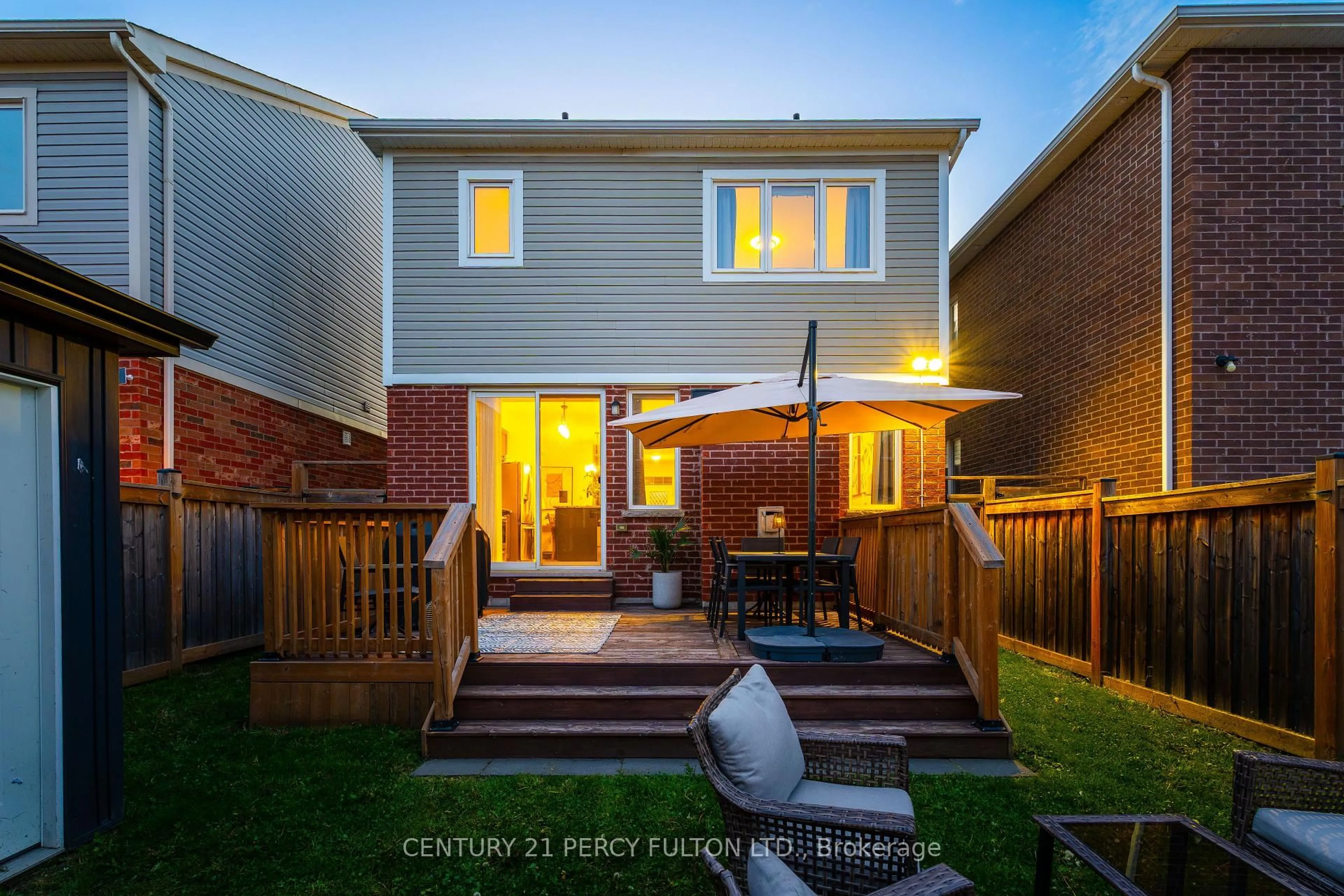 Patio, street for 458 Etheridge Ave, Milton Ontario L9E 0A8