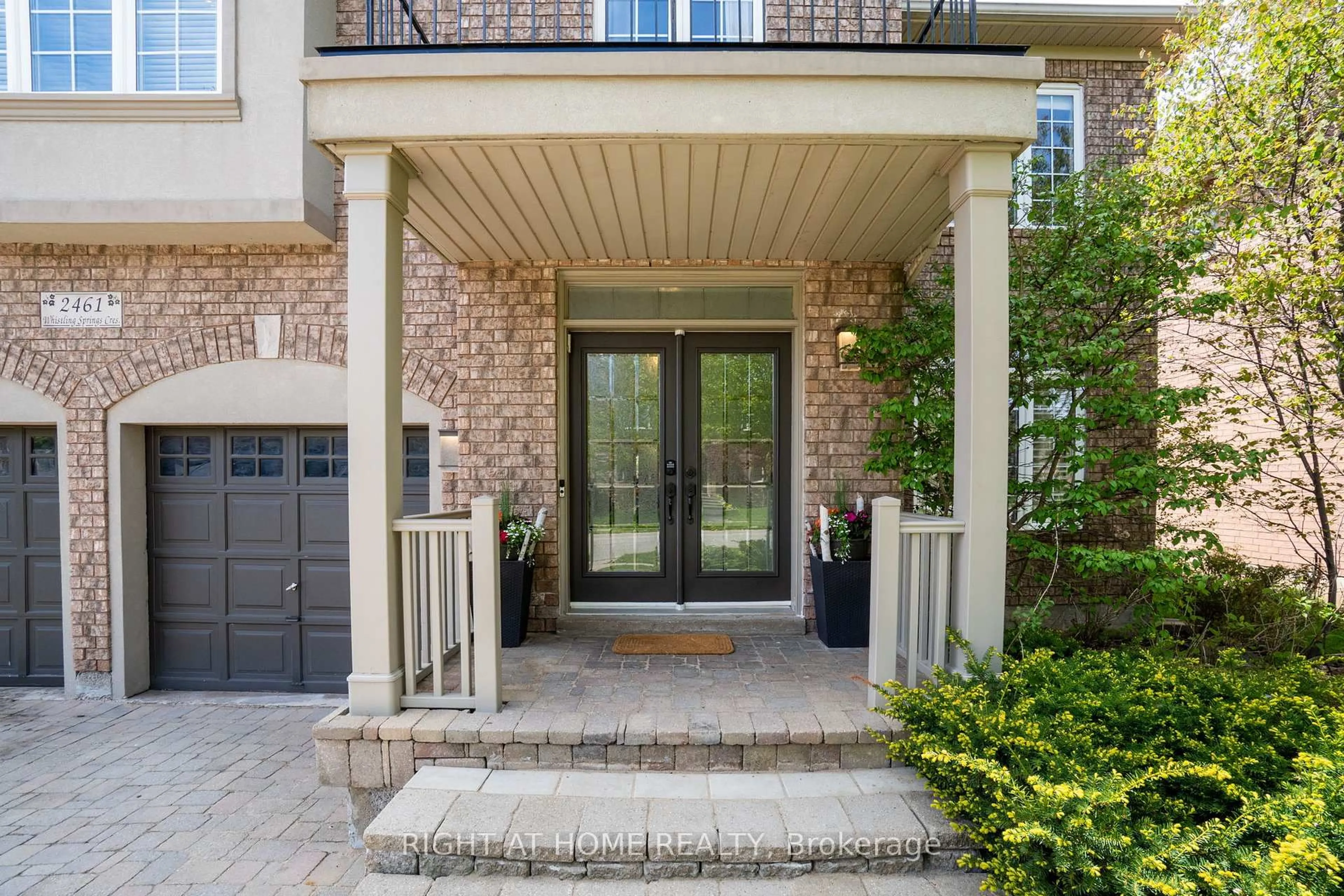 Home with brick exterior material, street for 2461 Whistling Springs Cres, Oakville Ontario L6M 5G4