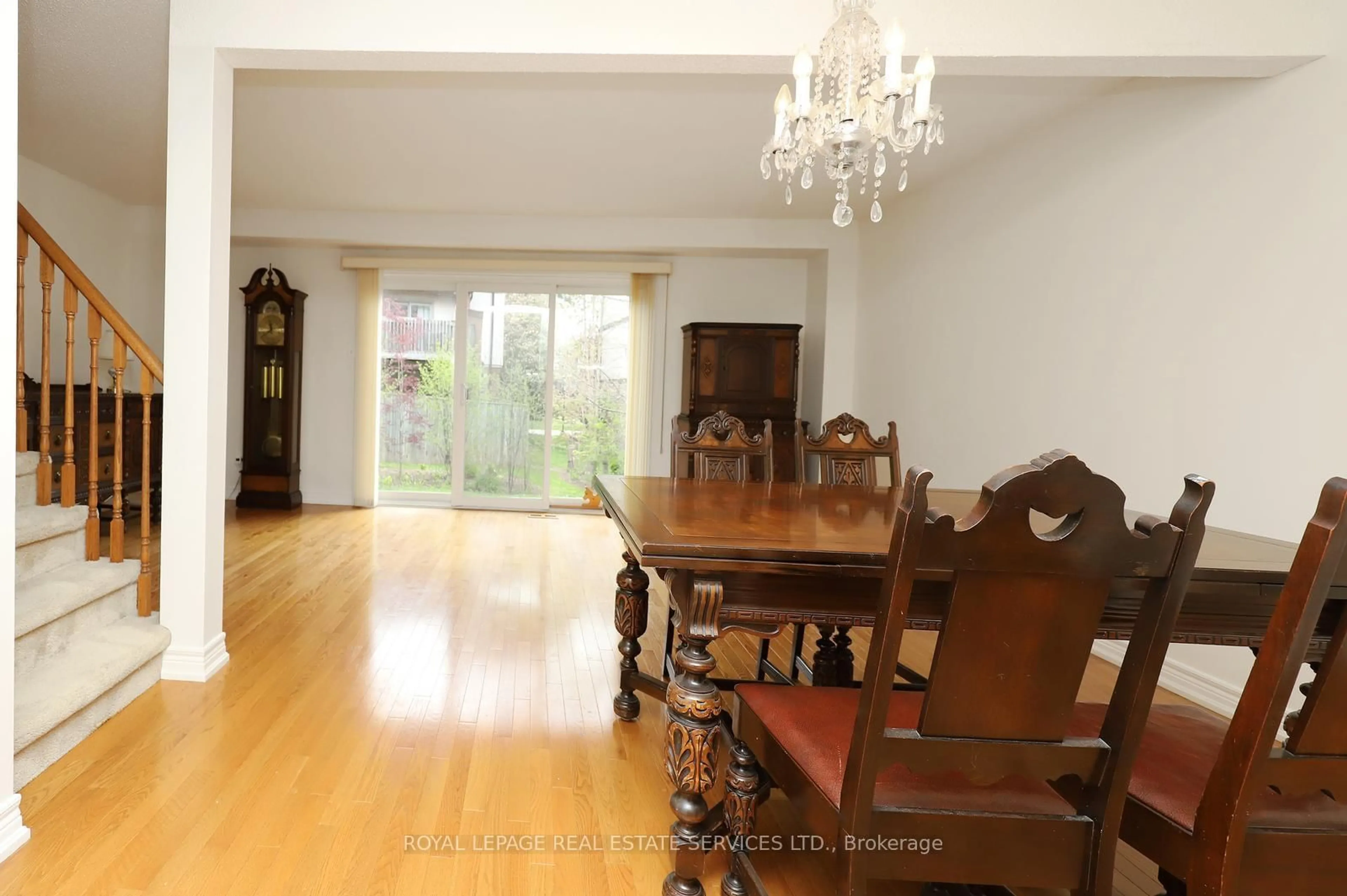 Dining room, wood/laminate floor for 1180 Walden Circ #28, Mississauga Ontario L5J 4J9