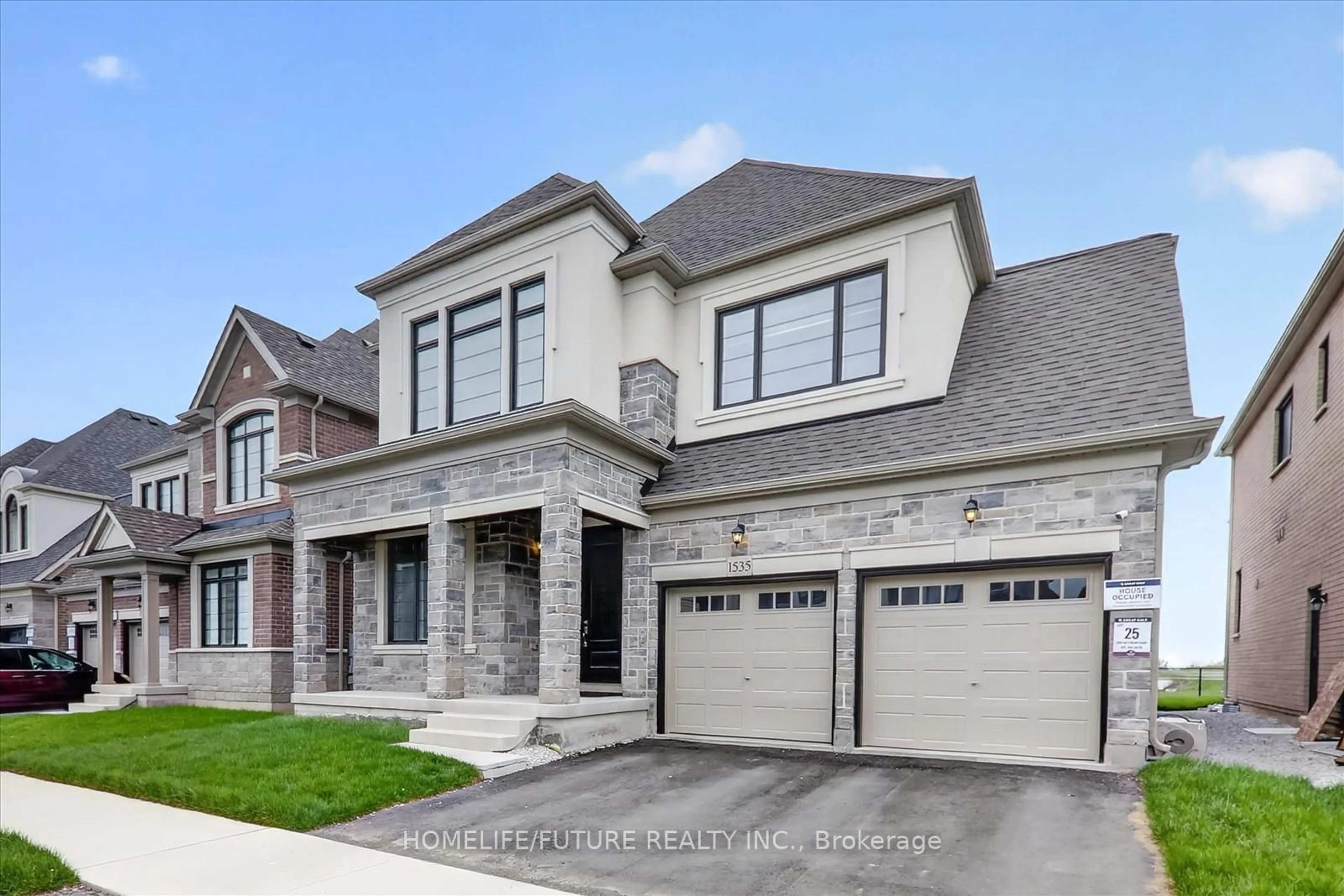 Home with brick exterior material, street for 1535 Buttercup Crt, Milton Ontario L9E 2G3