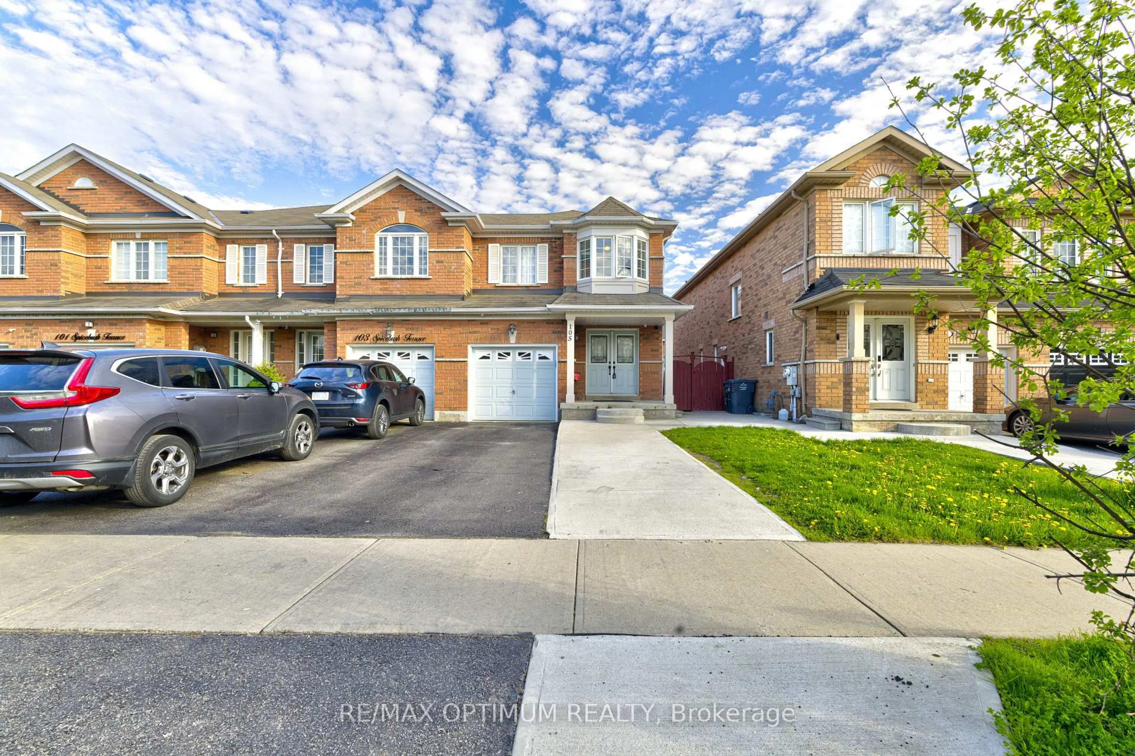 A pic from outside/outdoor area/front of a property/back of a property/a pic from drone, street for 105 Spicebush Terr, Brampton Ontario L6X 0J5
