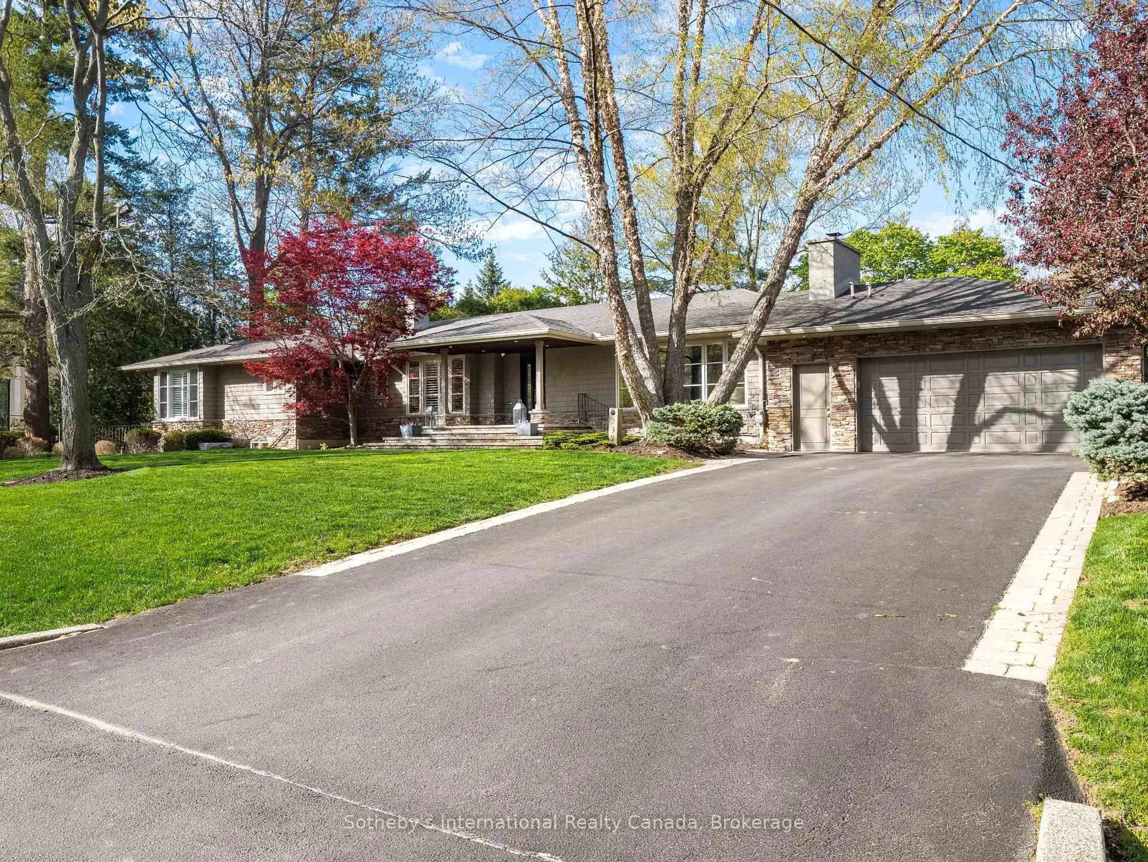 Unknown for 237 Burgundy Dr, Oakville Ontario L6J 4G2
