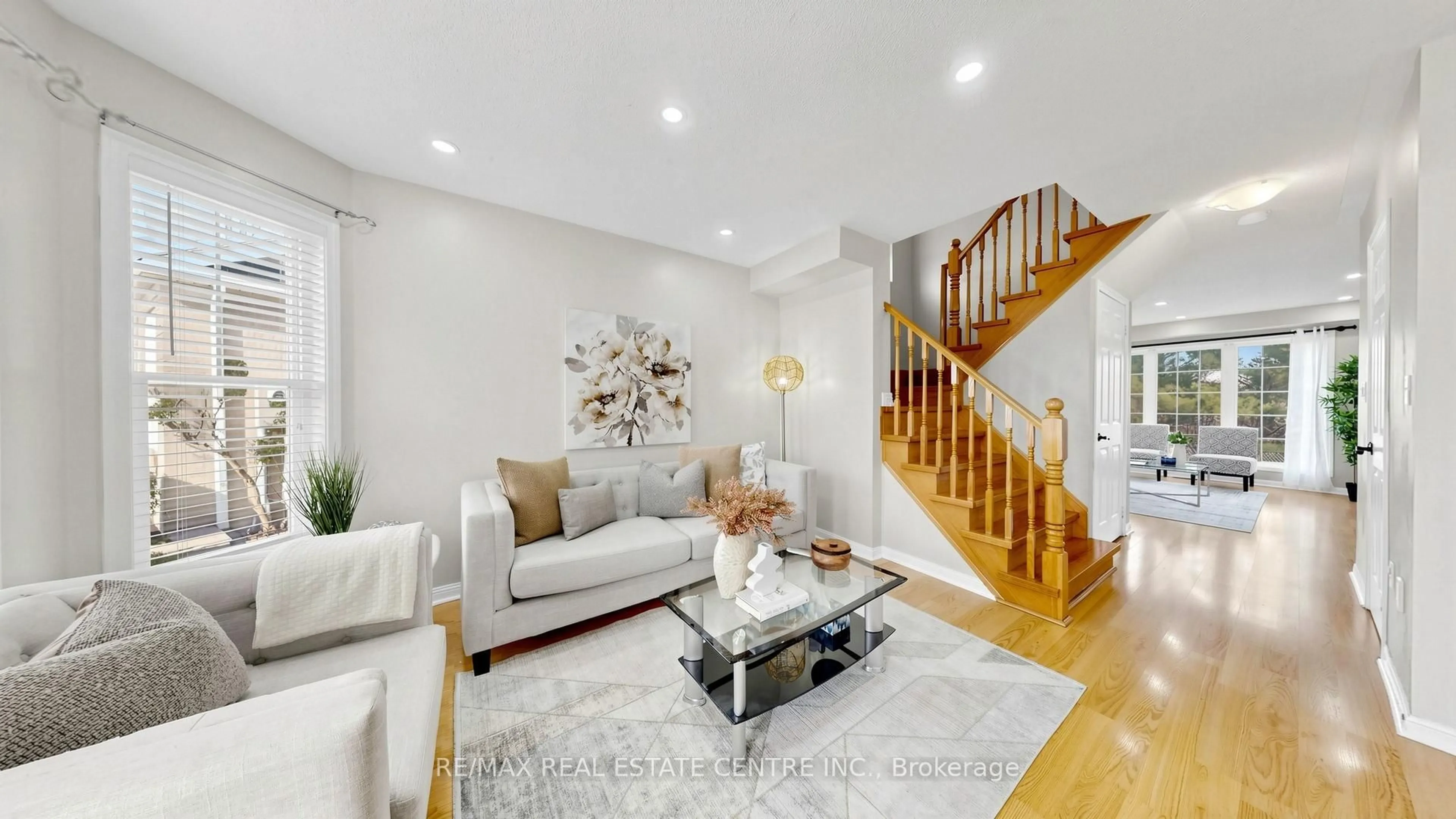 Living room with furniture, unknown for 80 Sweetwood Circ, Brampton Ontario L7A 2S1