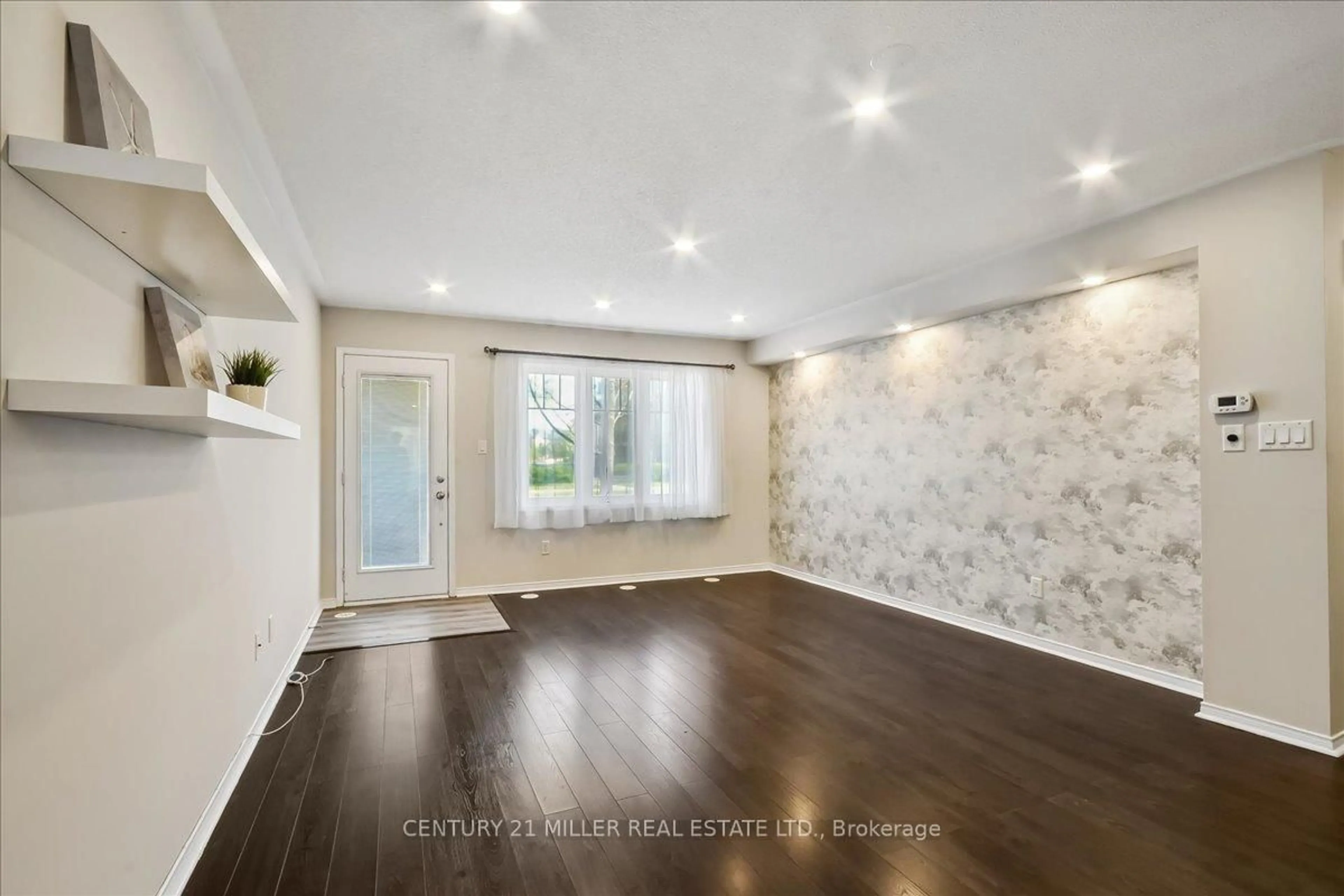 Unknown for 3100 Thomas St #7, Mississauga Ontario L5M 0T2