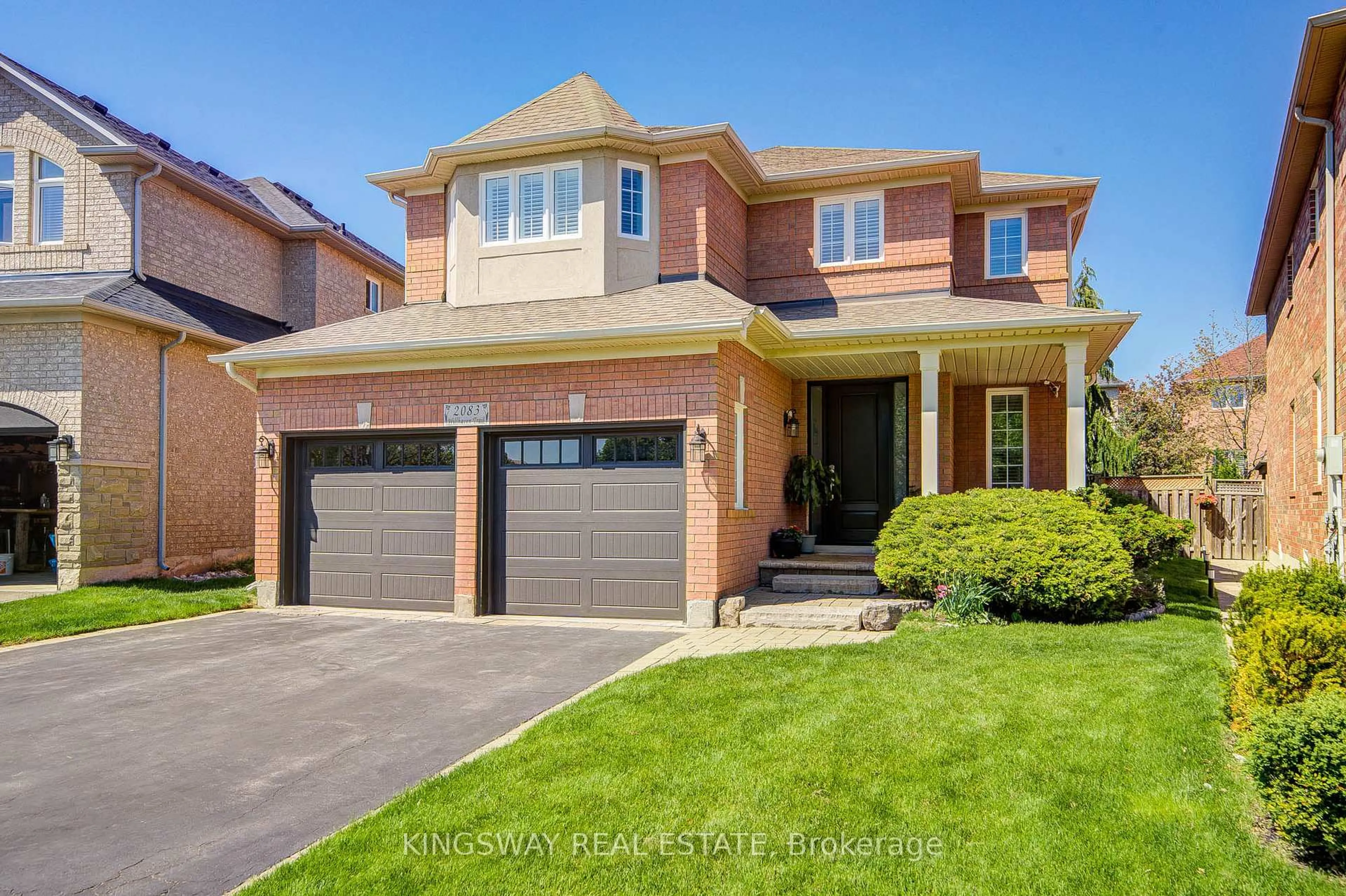 Home with brick exterior material, street for 2083 Willhaven Tr, Oakville Ontario L6M 5G3