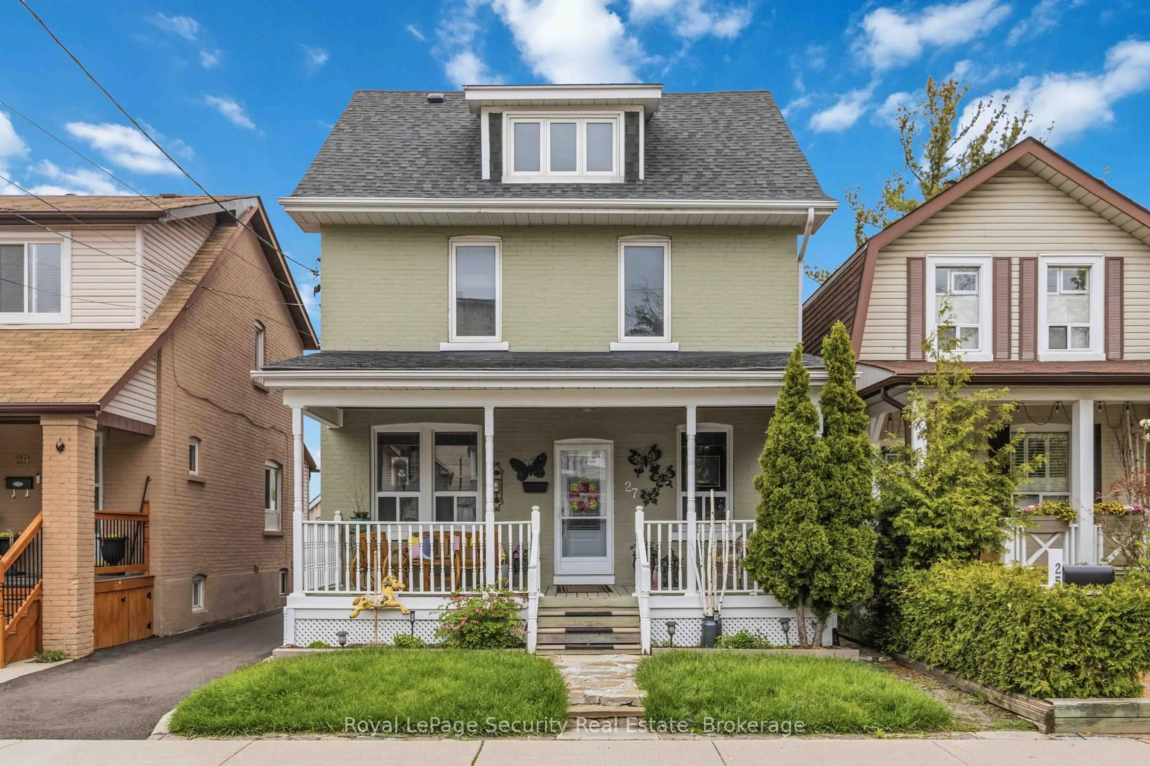 Home with vinyl exterior material, street for 27 Holley Ave, Toronto Ontario M9N 2C4