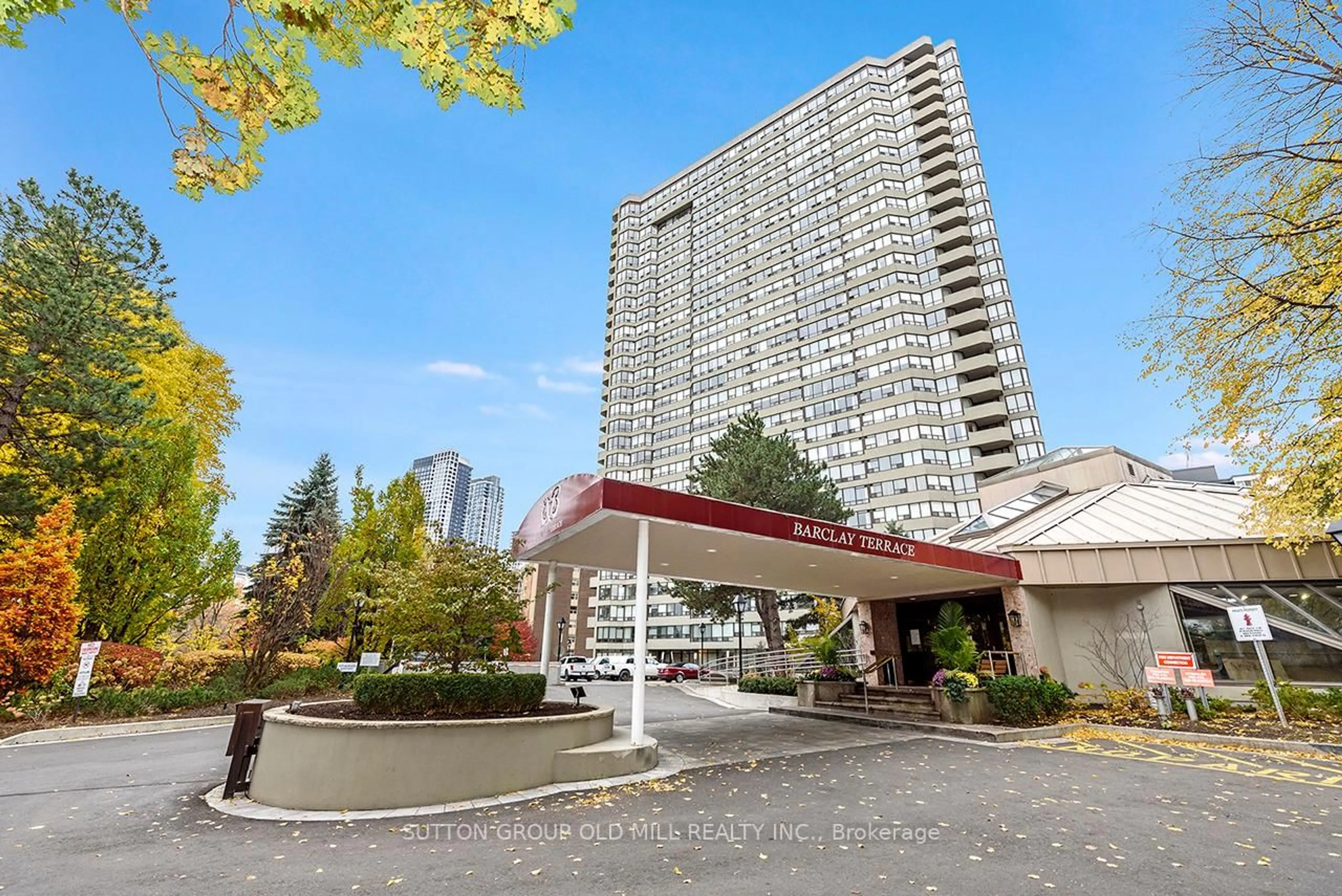 Patio, unknown for 1300 Islington Ave #2806, Toronto Ontario M9A 5C4