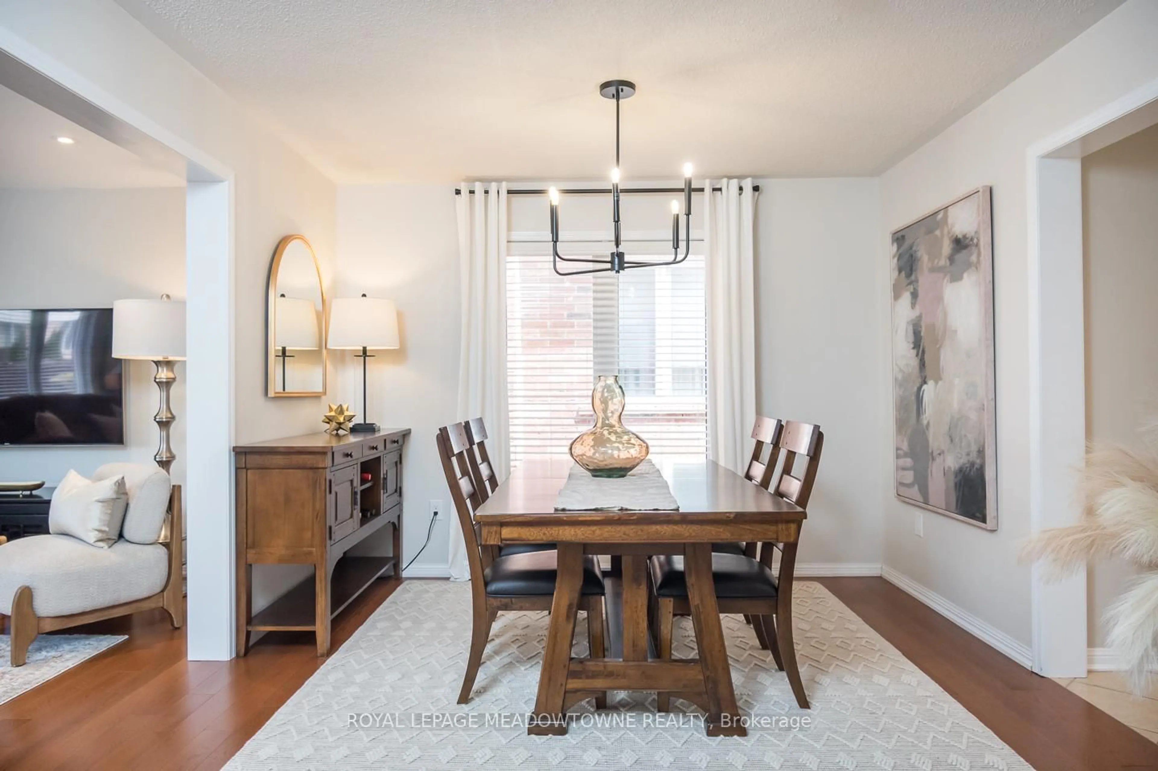 Dining room, wood/laminate floor for 439 Pozbou Cres, Milton Ontario L9T 8H8