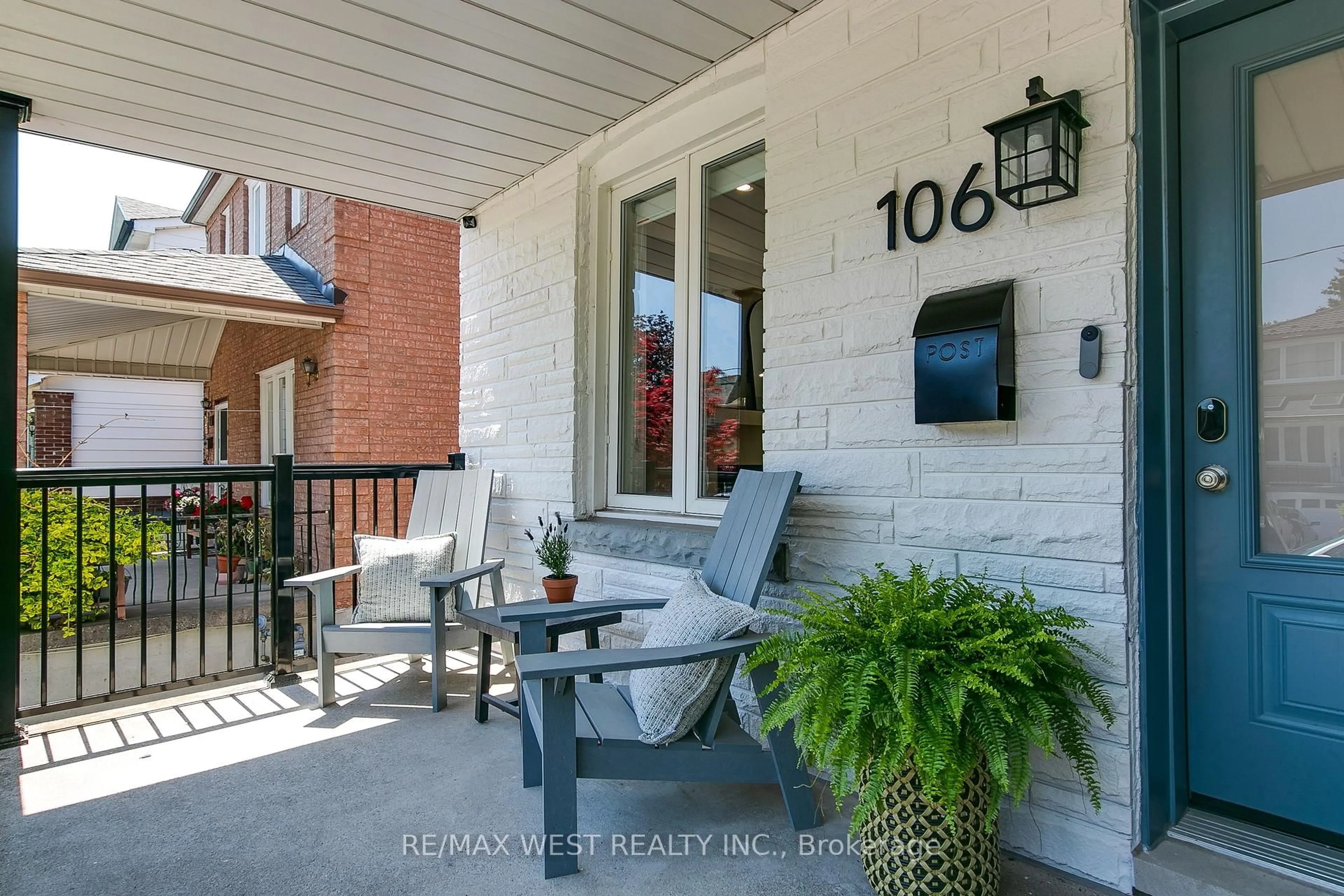 Unknown for 106 Brookside Ave, Toronto Ontario M6S 4G9
