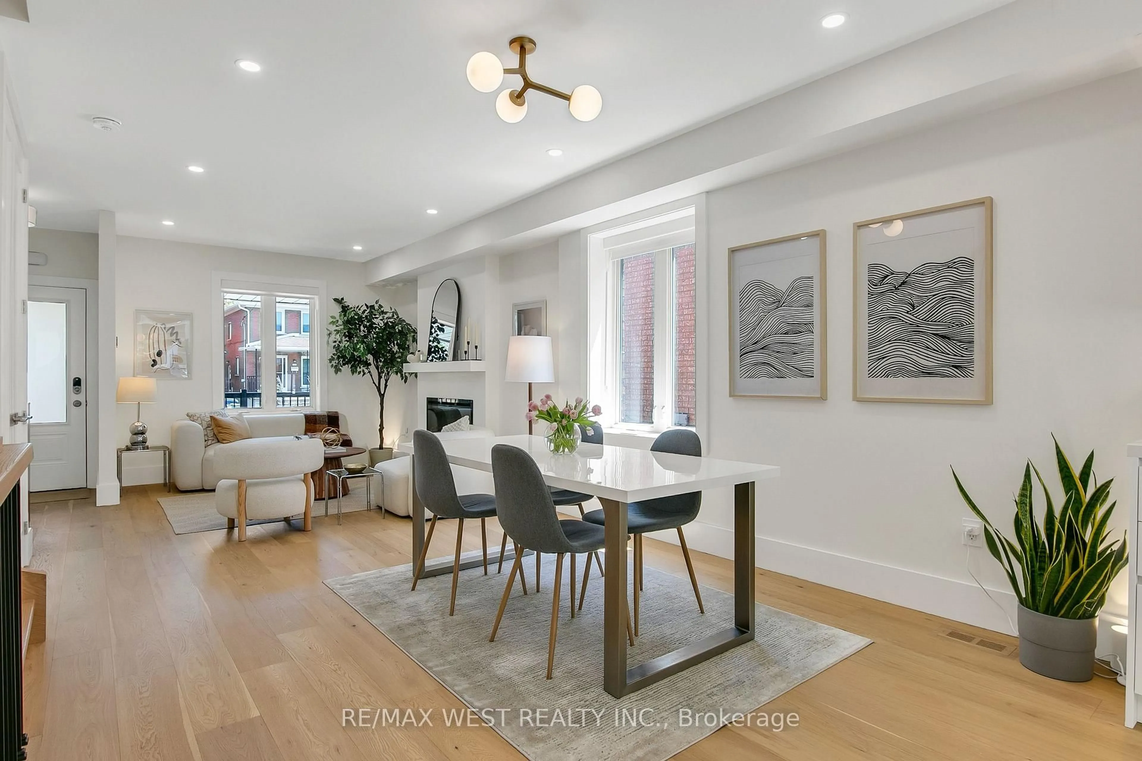Dining room, unknown for 106 Brookside Ave, Toronto Ontario M6S 4G9