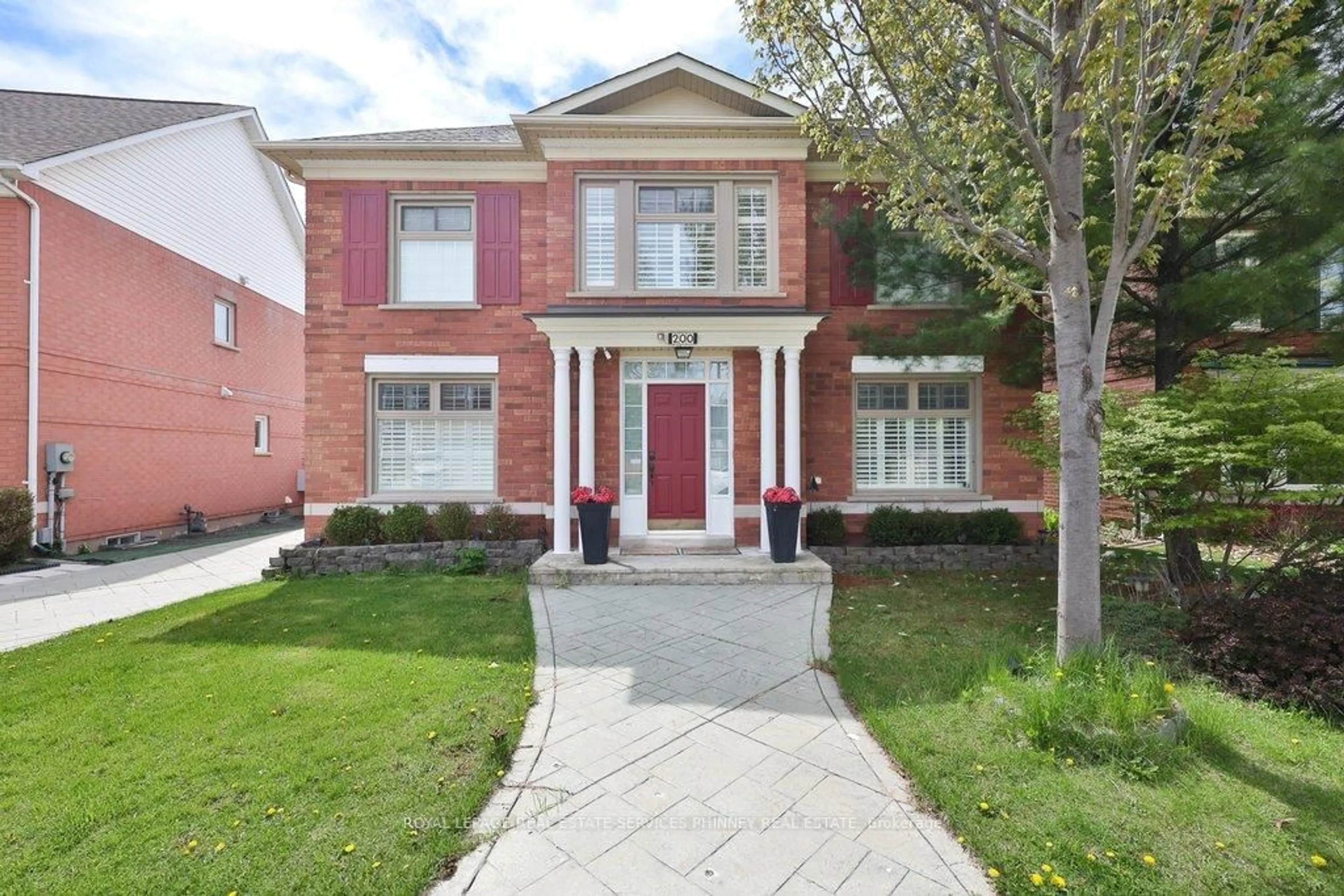 Home with brick exterior material, street for 200 Lexington Rd, Oakville Ontario L6H 6L6