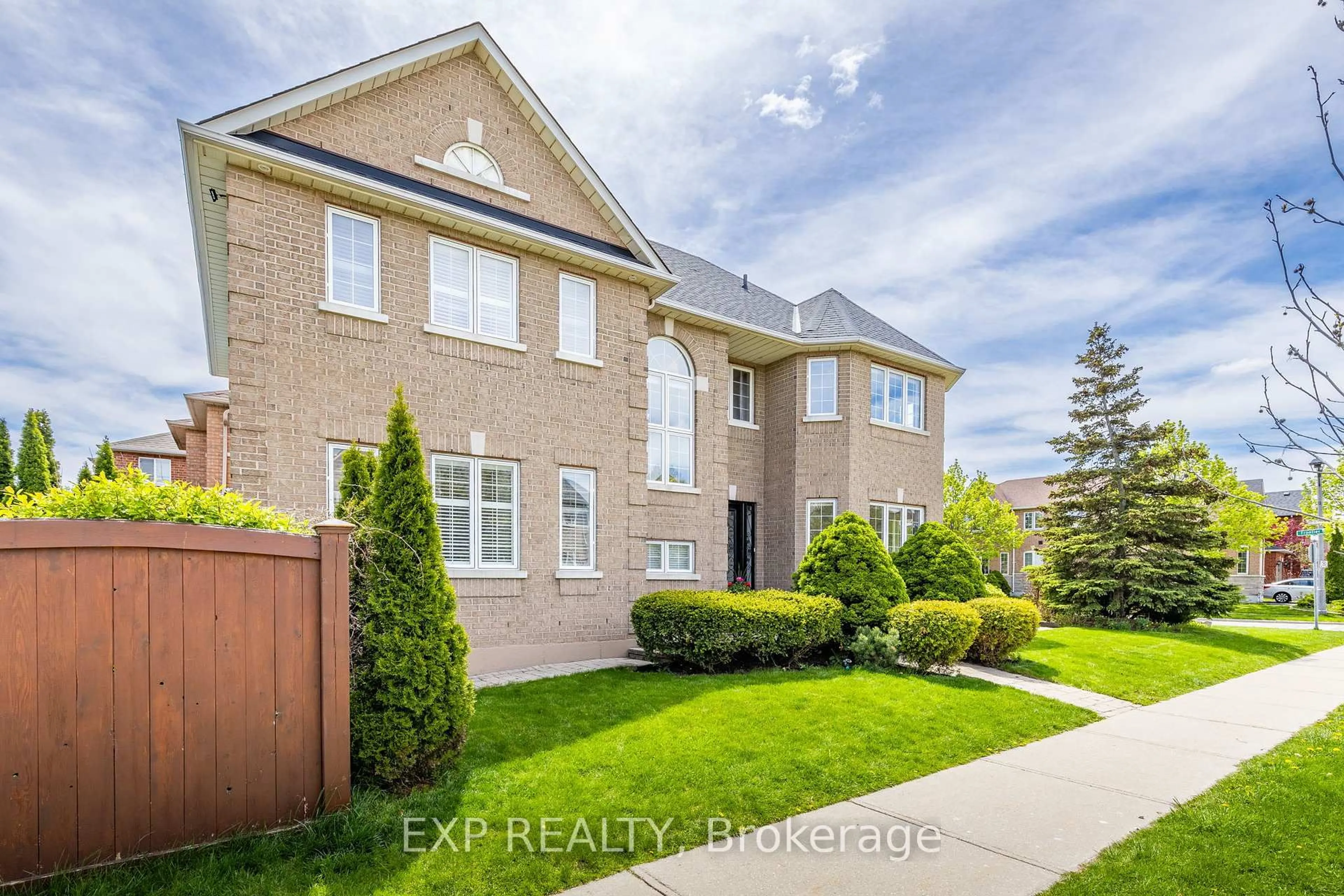 Home with brick exterior material, street for 2137 Frontier Dr, Oakville Ontario L6M 3S3