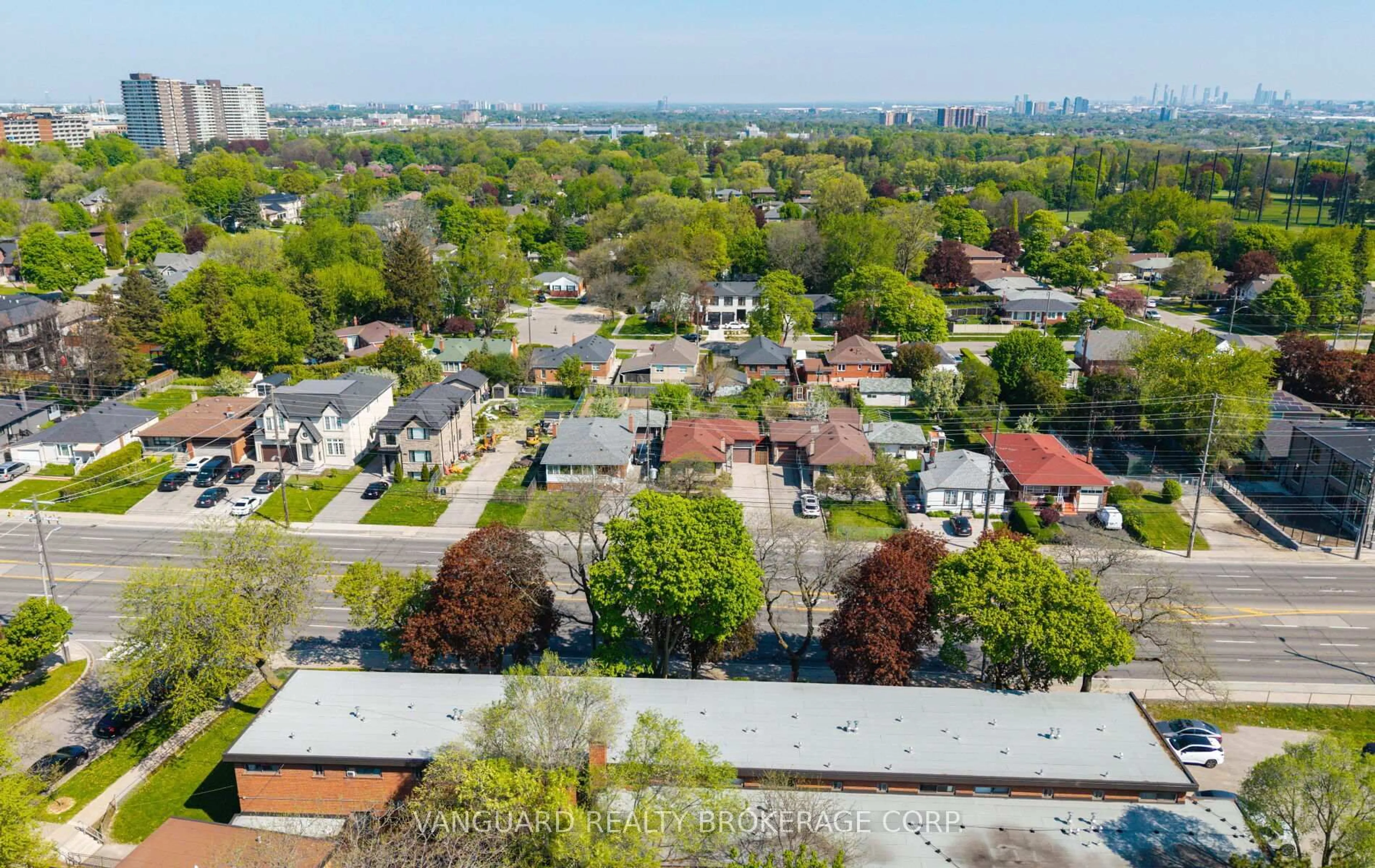 A pic from outside/outdoor area/front of a property/back of a property/a pic from drone, unknown for 182 Dixon Rd, Toronto Ontario M9P 2L8