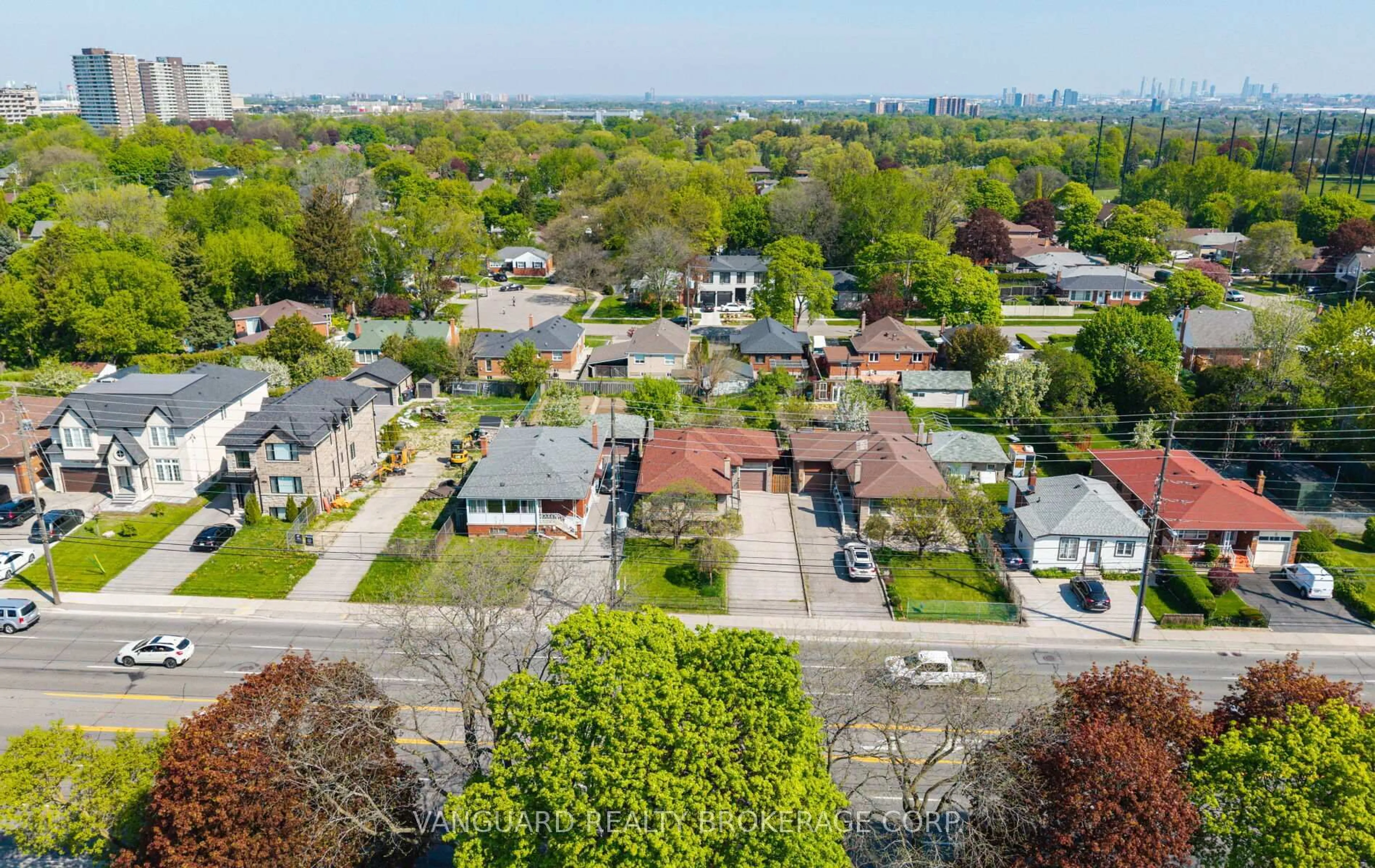 A pic from outside/outdoor area/front of a property/back of a property/a pic from drone, street for 182 Dixon Rd, Toronto Ontario M9P 2L8