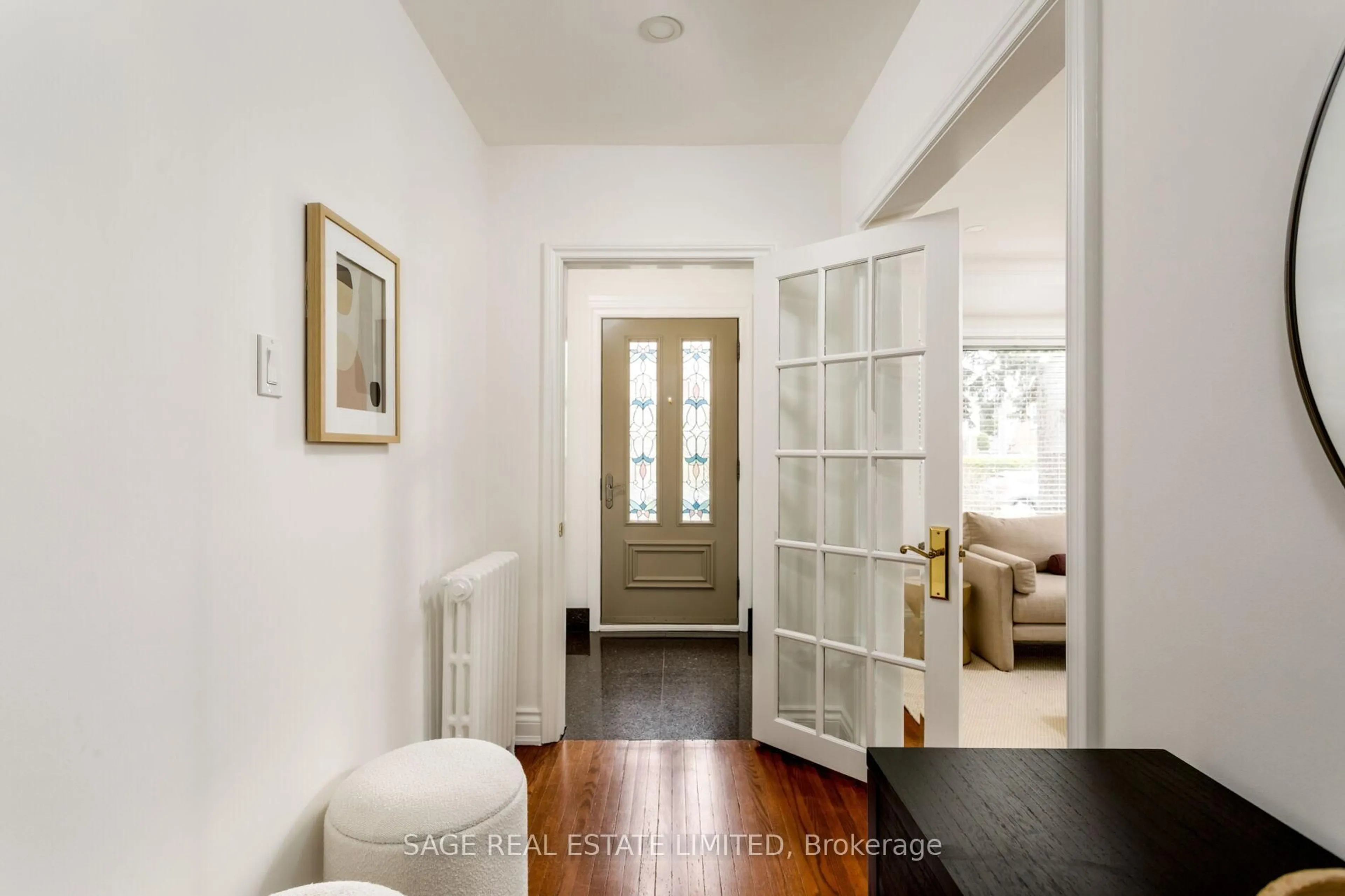 Indoor entryway for 25 Cliveden Ave, Toronto Ontario M8Z 3M7