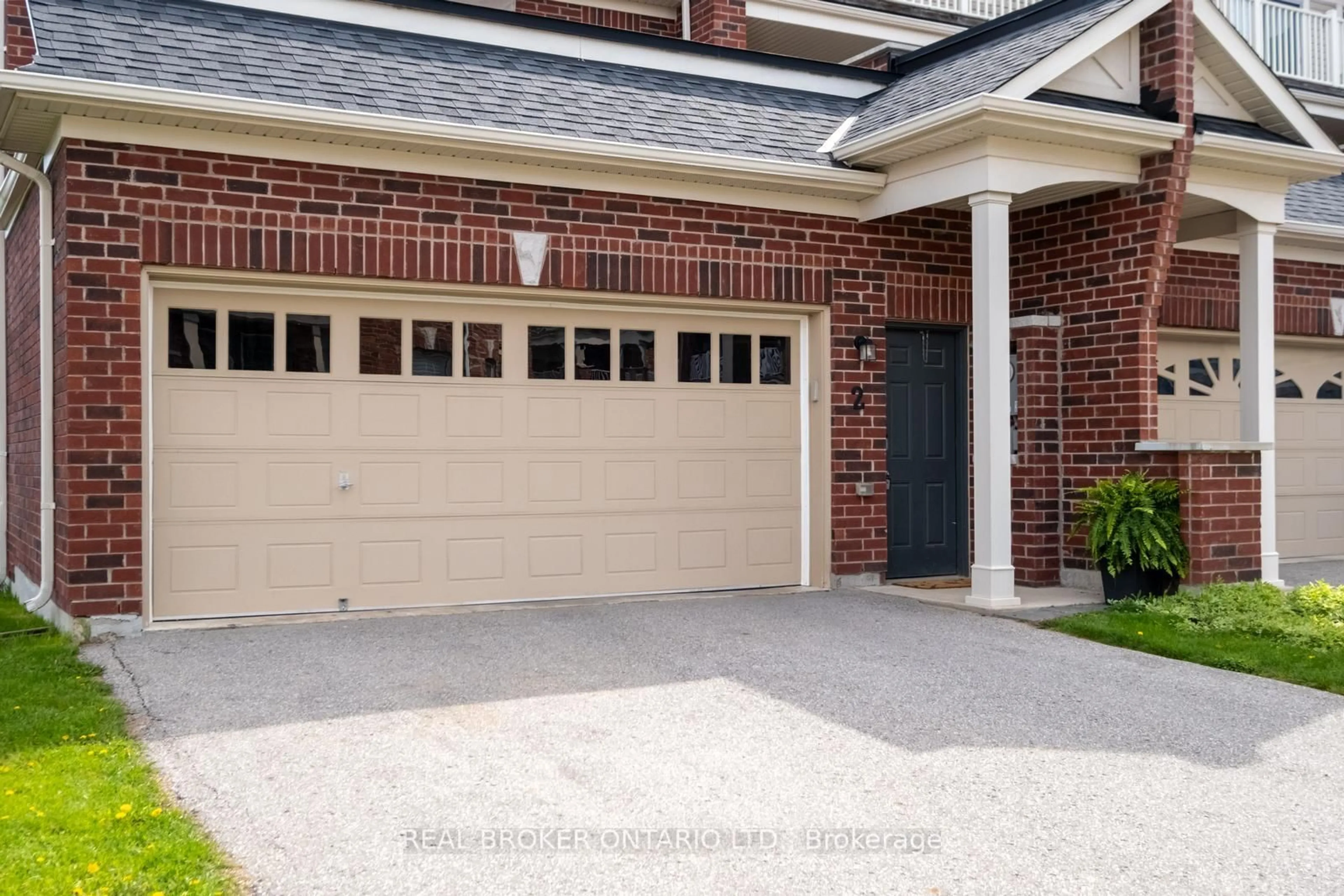 Home with brick exterior material, street for 2 Mcdevitt Lane, Caledon Ontario L7C 3S4
