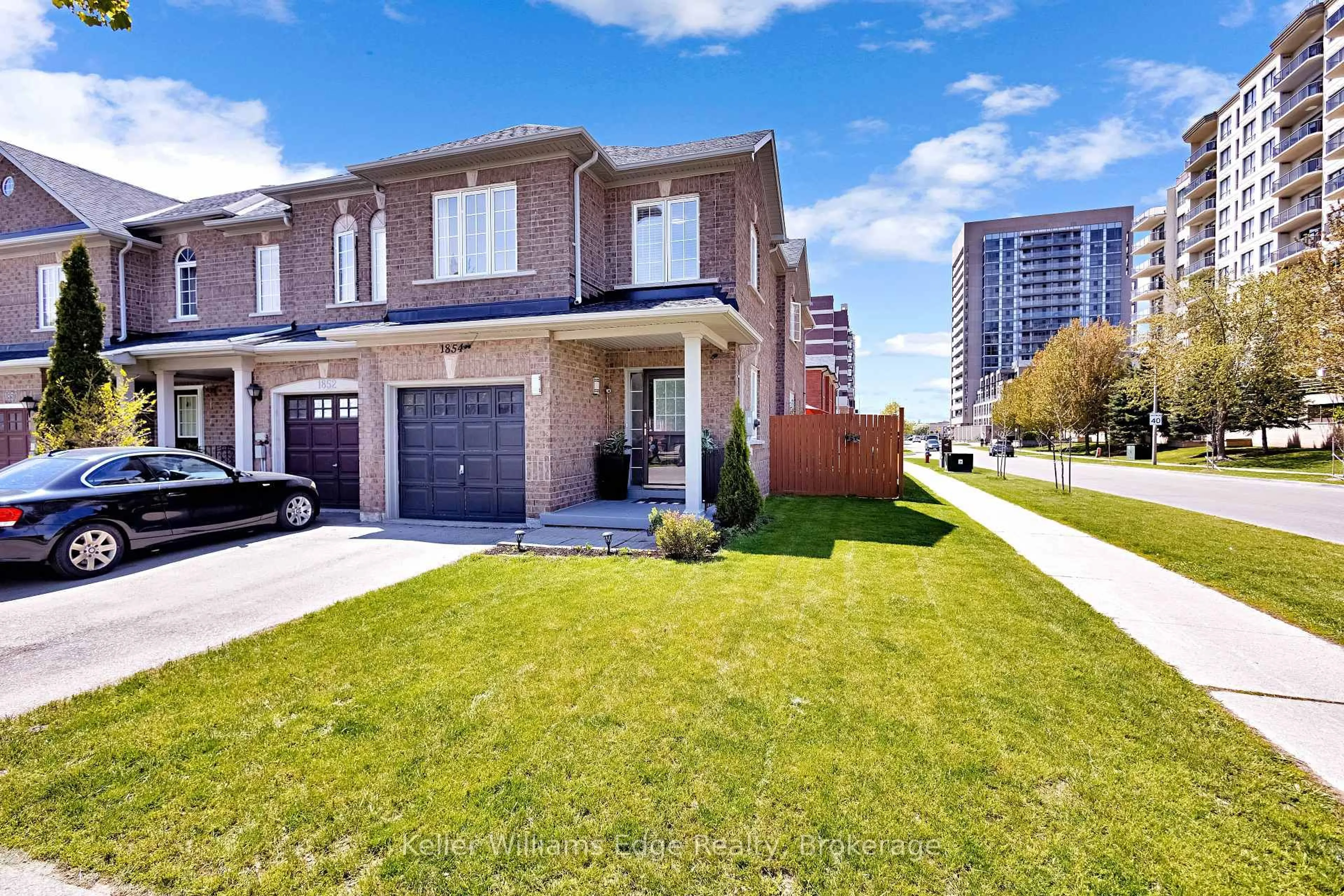 Home with brick exterior material, street for 1854 Imperial Way, Burlington Ontario L7L 7M2