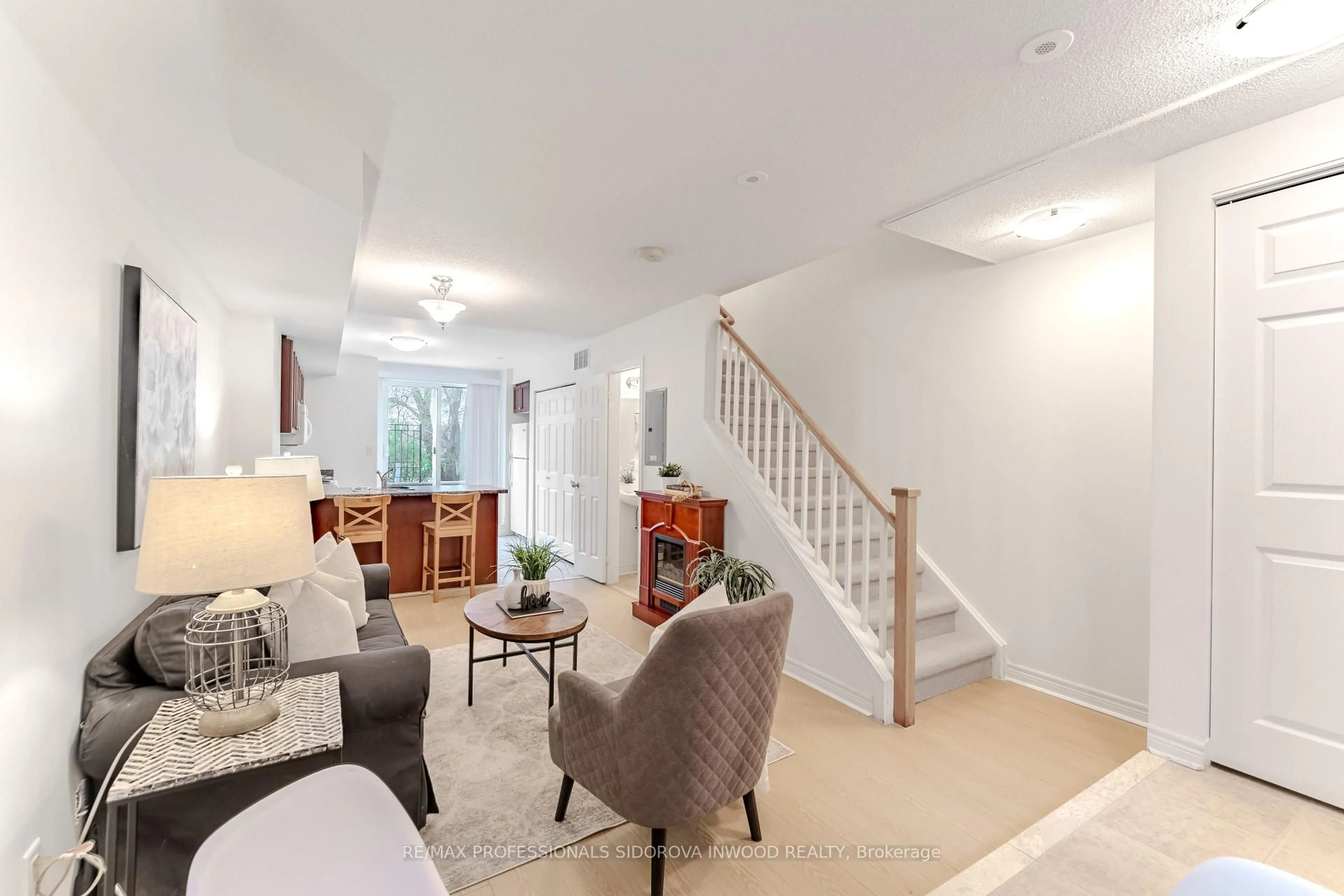 Living room with furniture, unknown for 870 Jane St #117, Toronto Ontario M6N 4C2