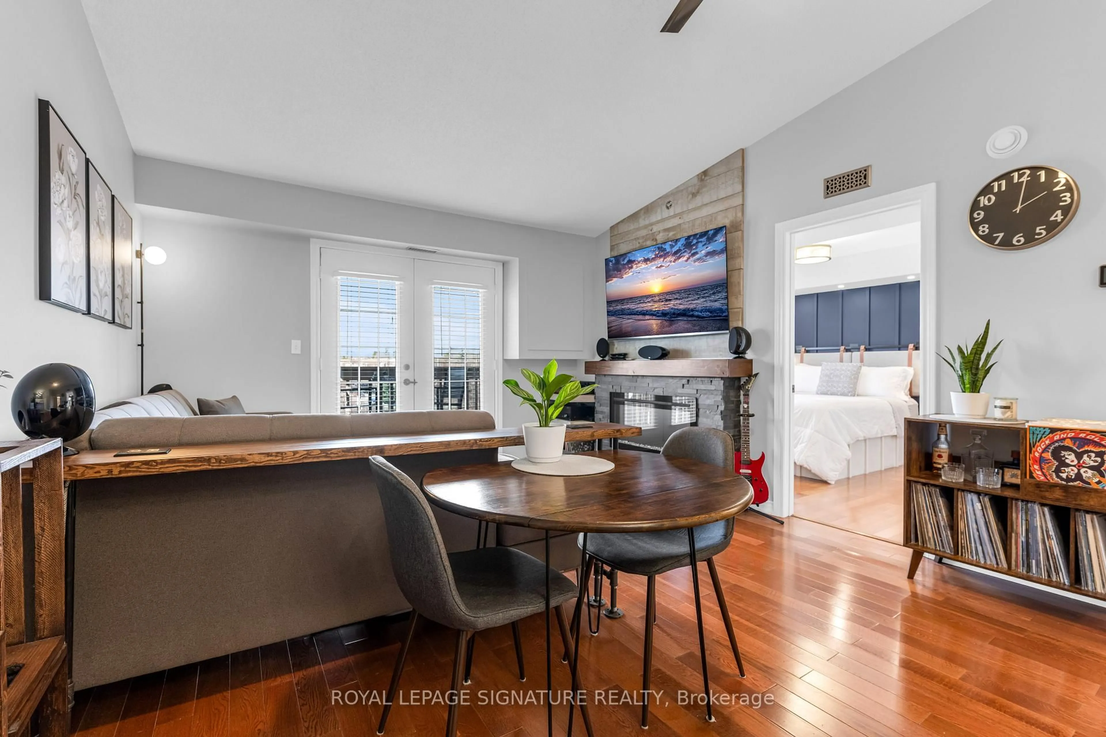 Open concept kitchen, unknown for 4005 Kilmer Dr #410, Burlington Ontario L7M 4M2