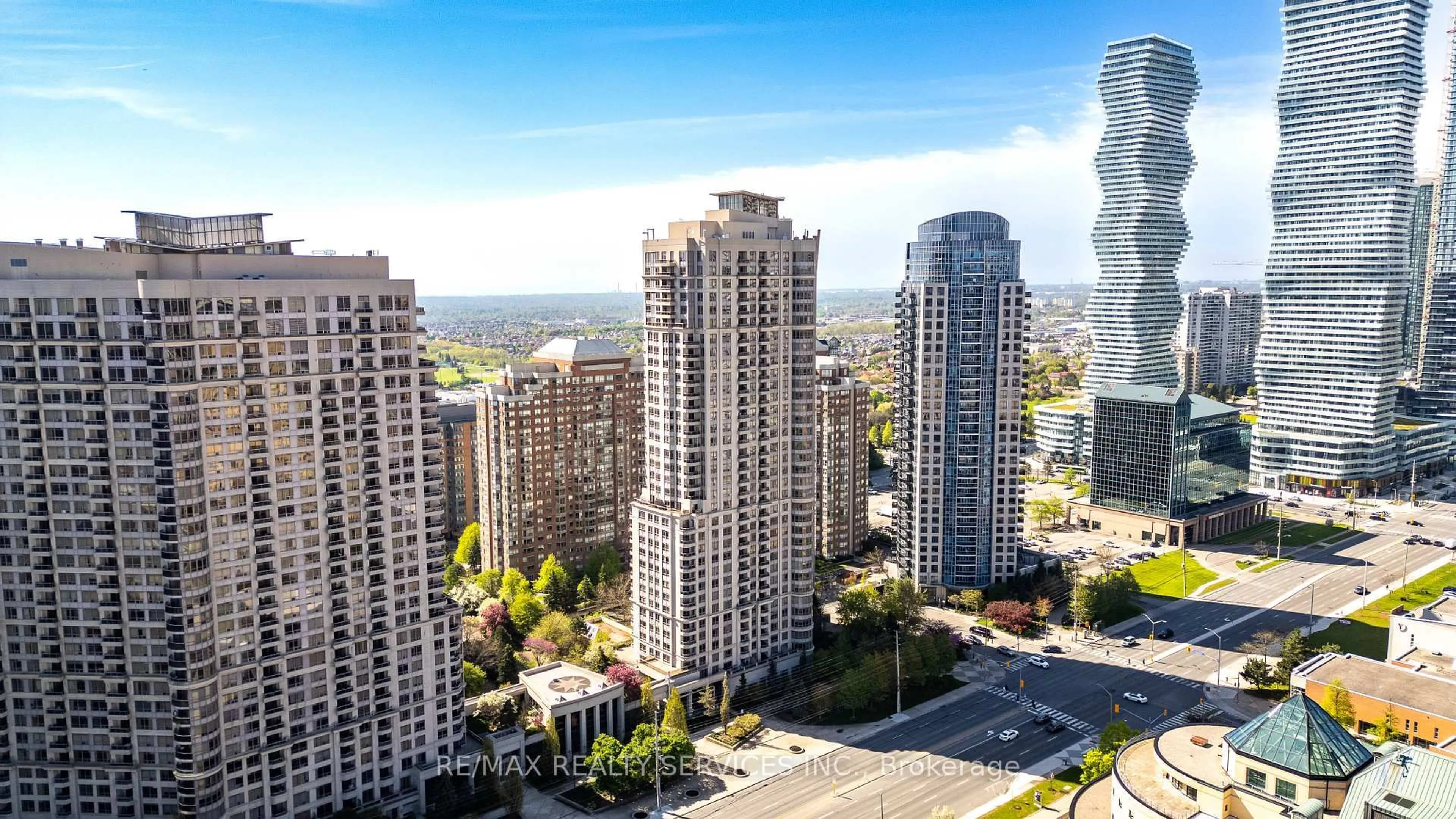 A pic from outside/outdoor area/front of a property/back of a property/a pic from drone, city buildings view from balcony for 310 Burnhamthorpe Rd #1711, Mississauga Ontario L5B 4P9