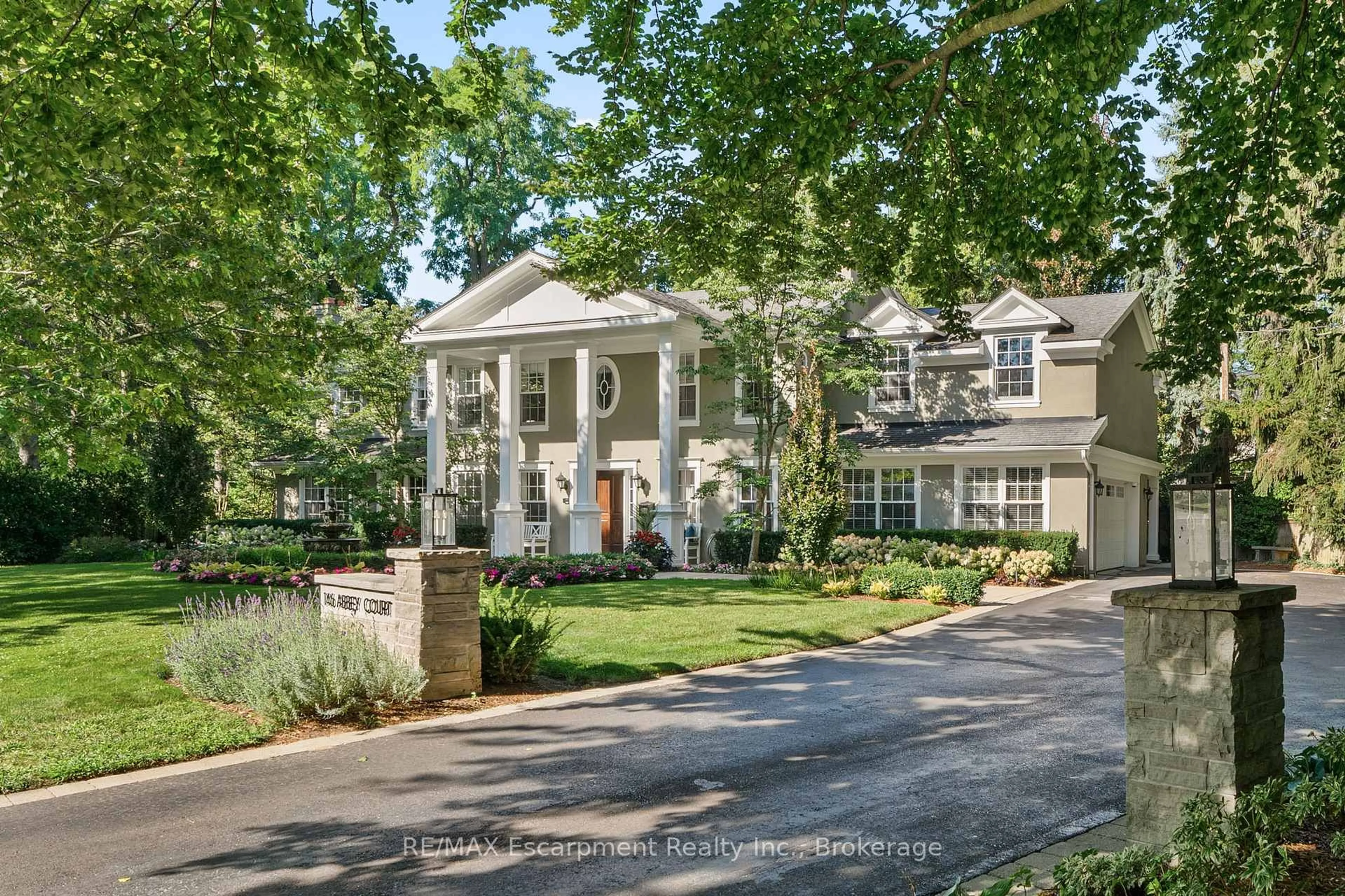 Unknown for 146 Abbey Crt, Oakville Ontario L6J 4L1