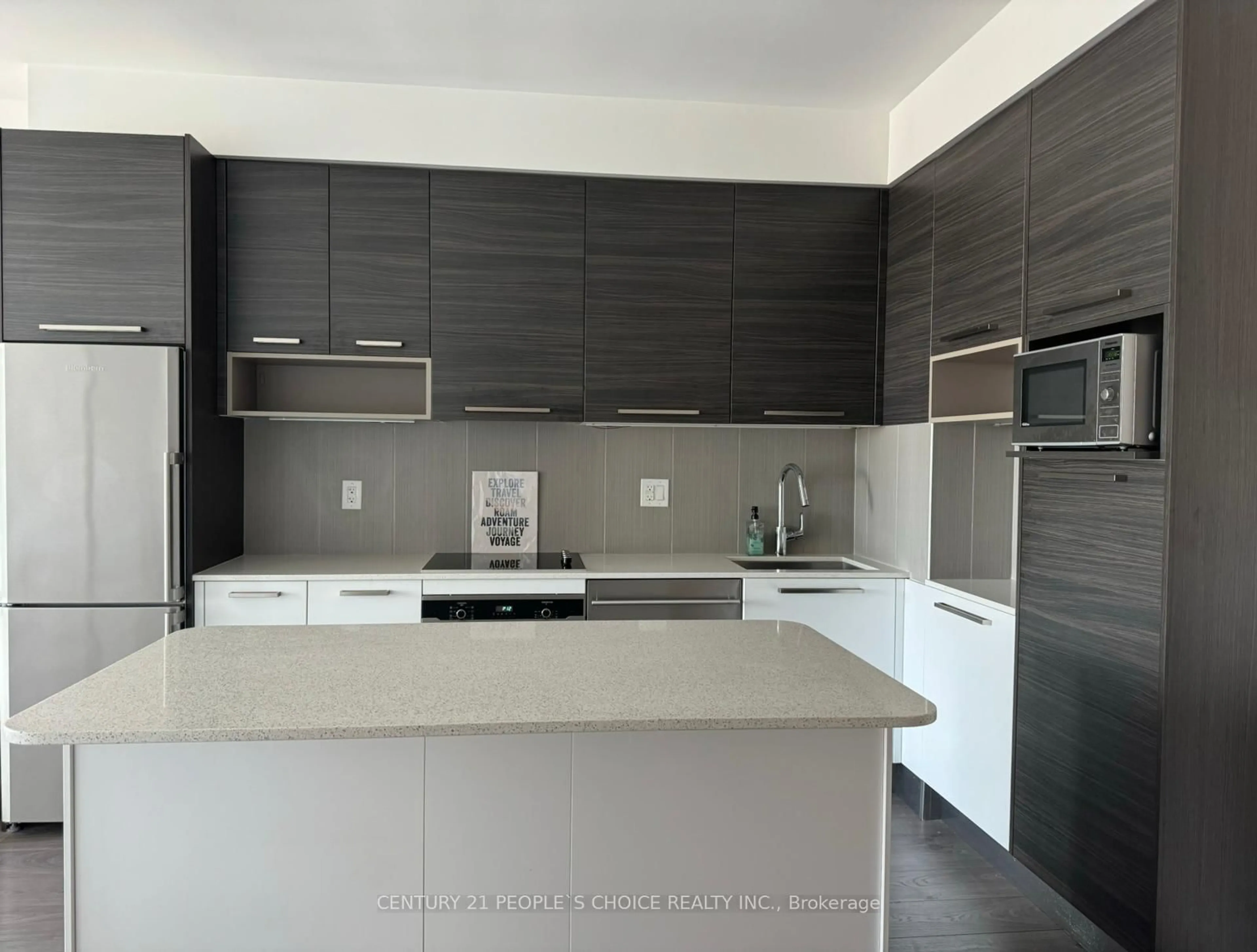 Contemporary kitchen, unknown for 36 Park Lawn Rd #1206, Toronto Ontario M8Y 3H8