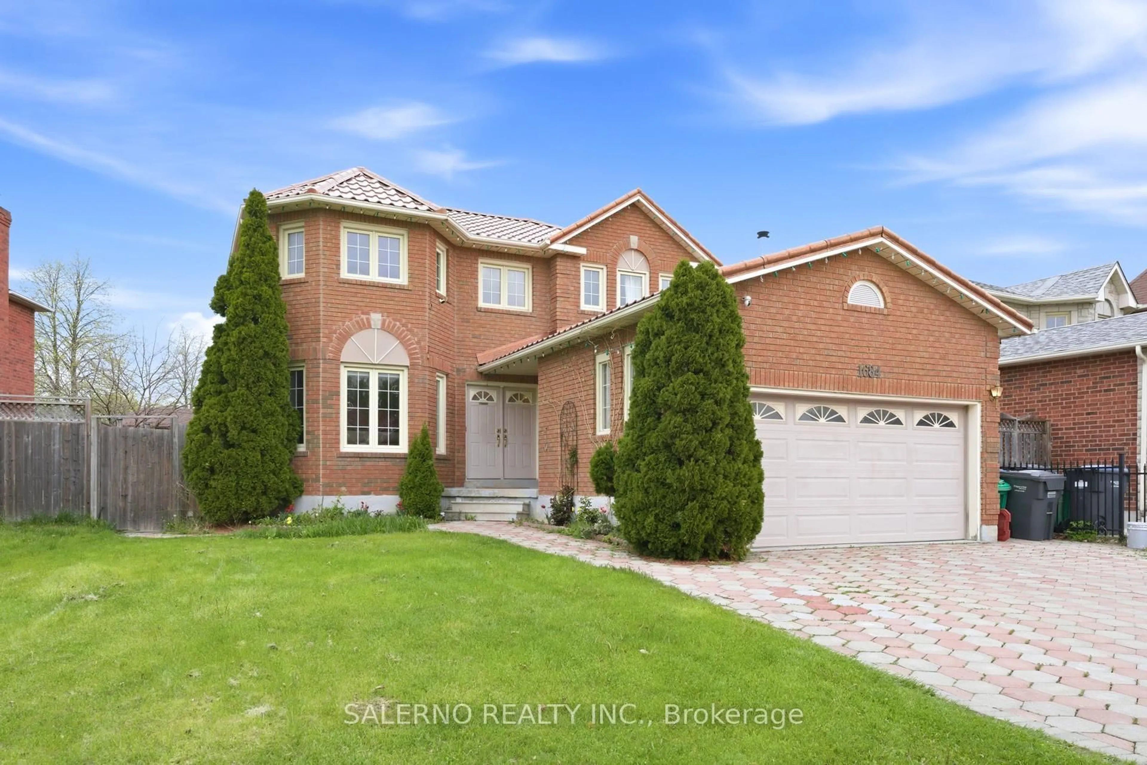 Home with brick exterior material, street for 1684 Moongate Cres, Mississauga Ontario L5M 4S9
