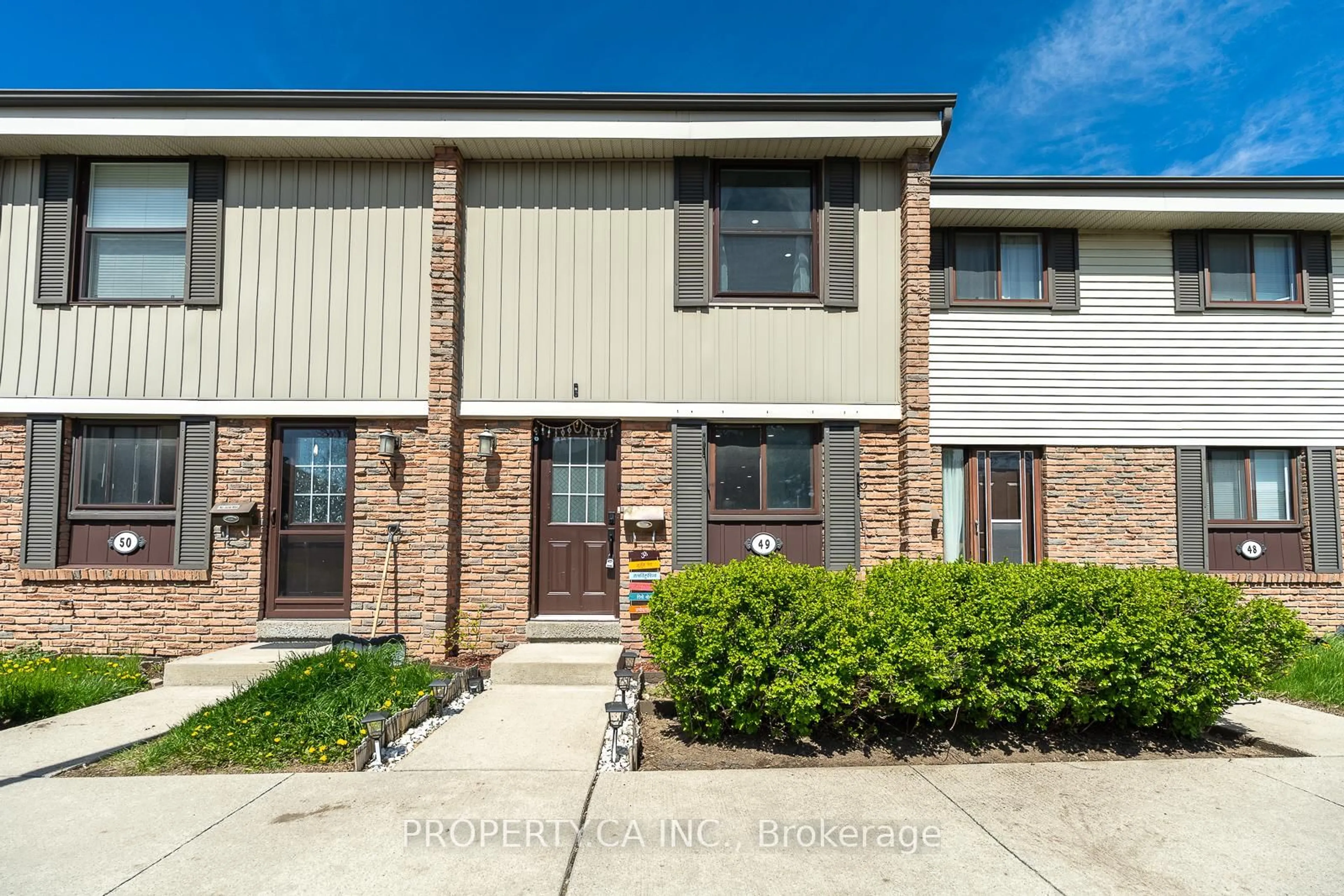 Unknown for 2779 Gananoque Dr #49, Mississauga Ontario L5N 2E4
