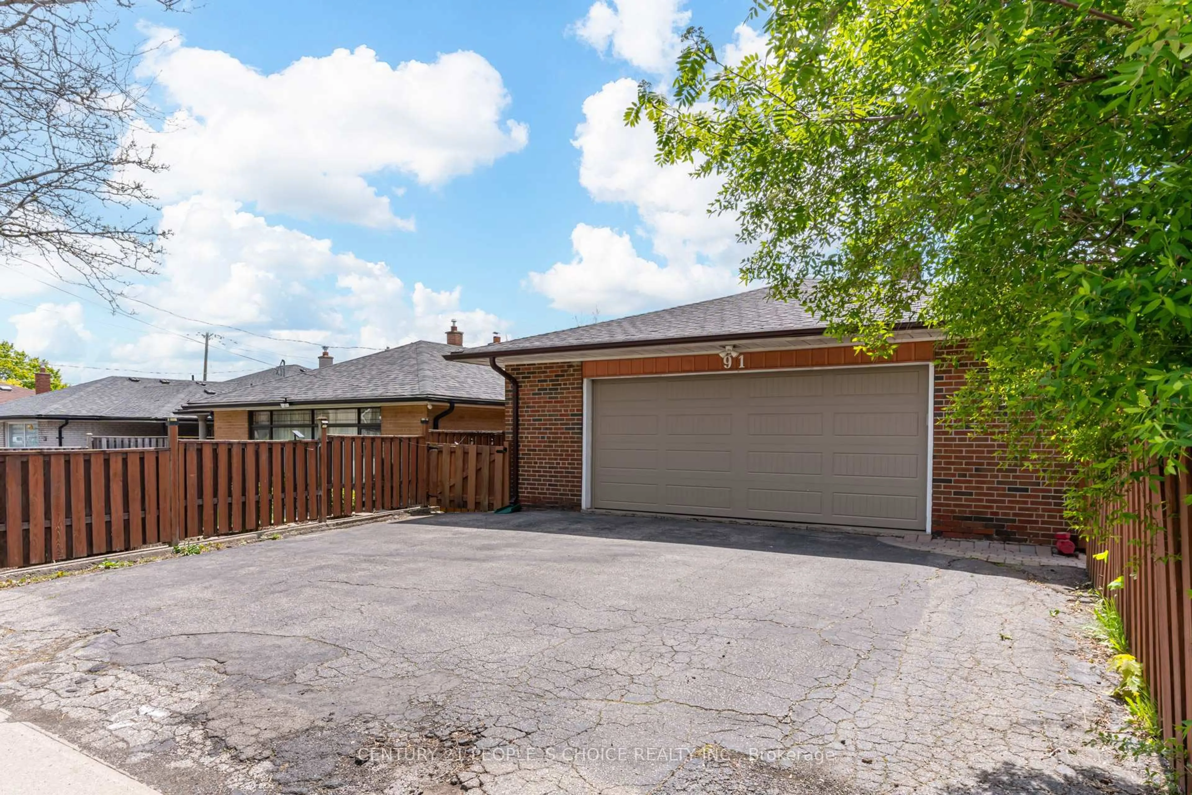 A pic from outside/outdoor area/front of a property/back of a property/a pic from drone, street for 91 Golfdown Dr, Toronto Ontario M9W 2H9