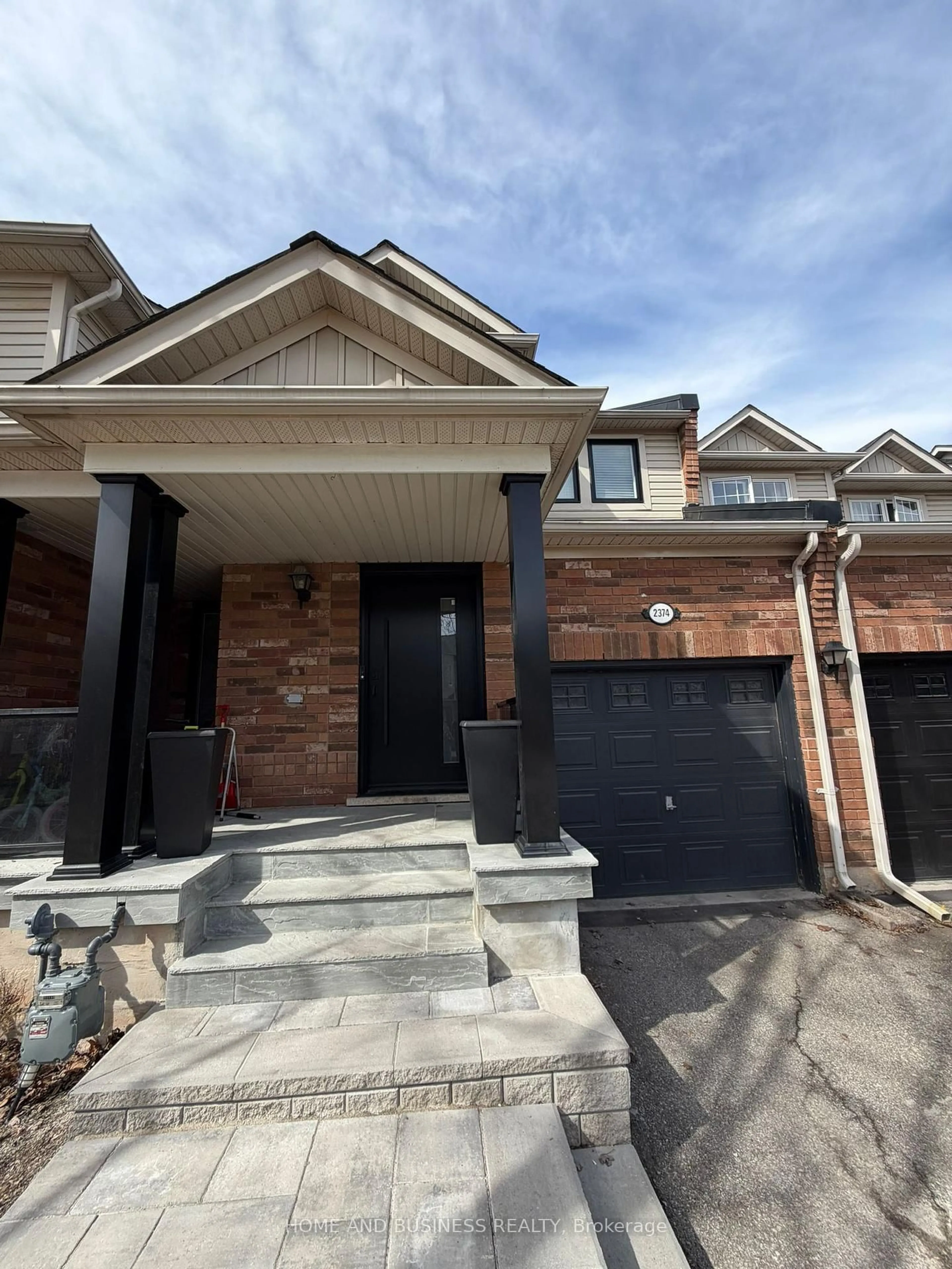 Home with brick exterior material, street for 2374 Baintree Cres, Oakville Ontario L6M 4X1