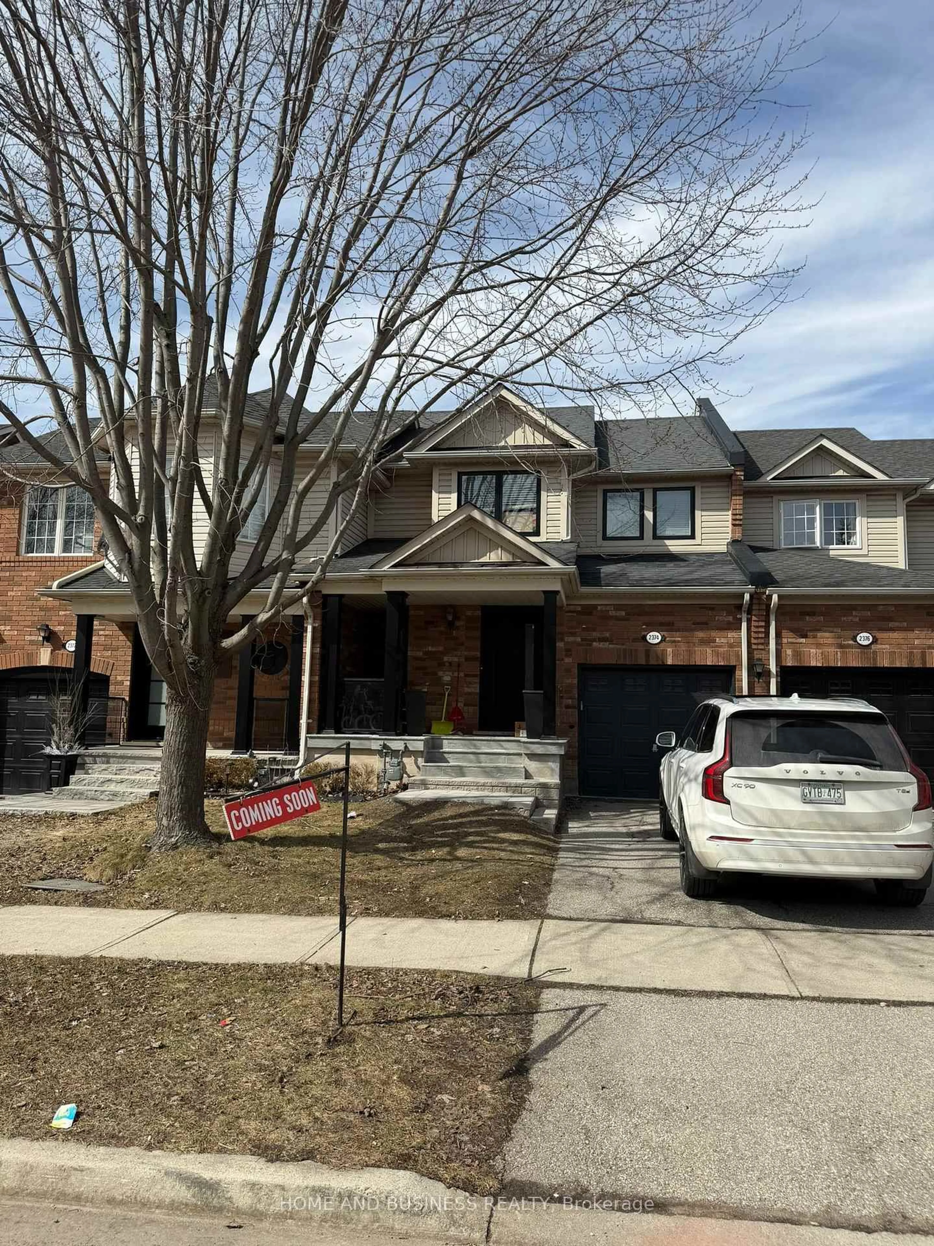 Home with brick exterior material, street for 2374 Baintree Cres, Oakville Ontario L6M 4X1
