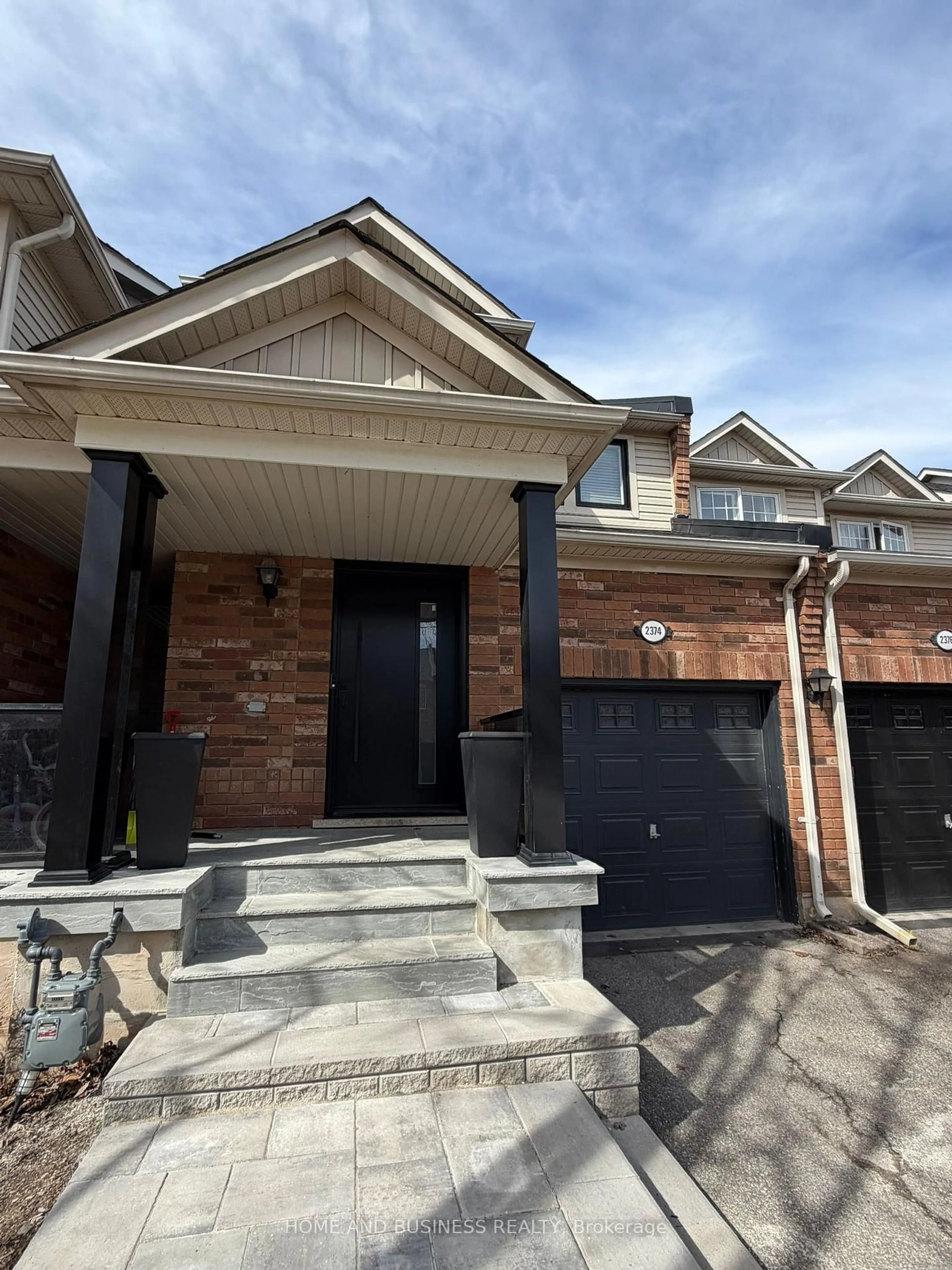 Home with brick exterior material, street for 2374 Baintree Cres, Oakville Ontario L6M 4X1