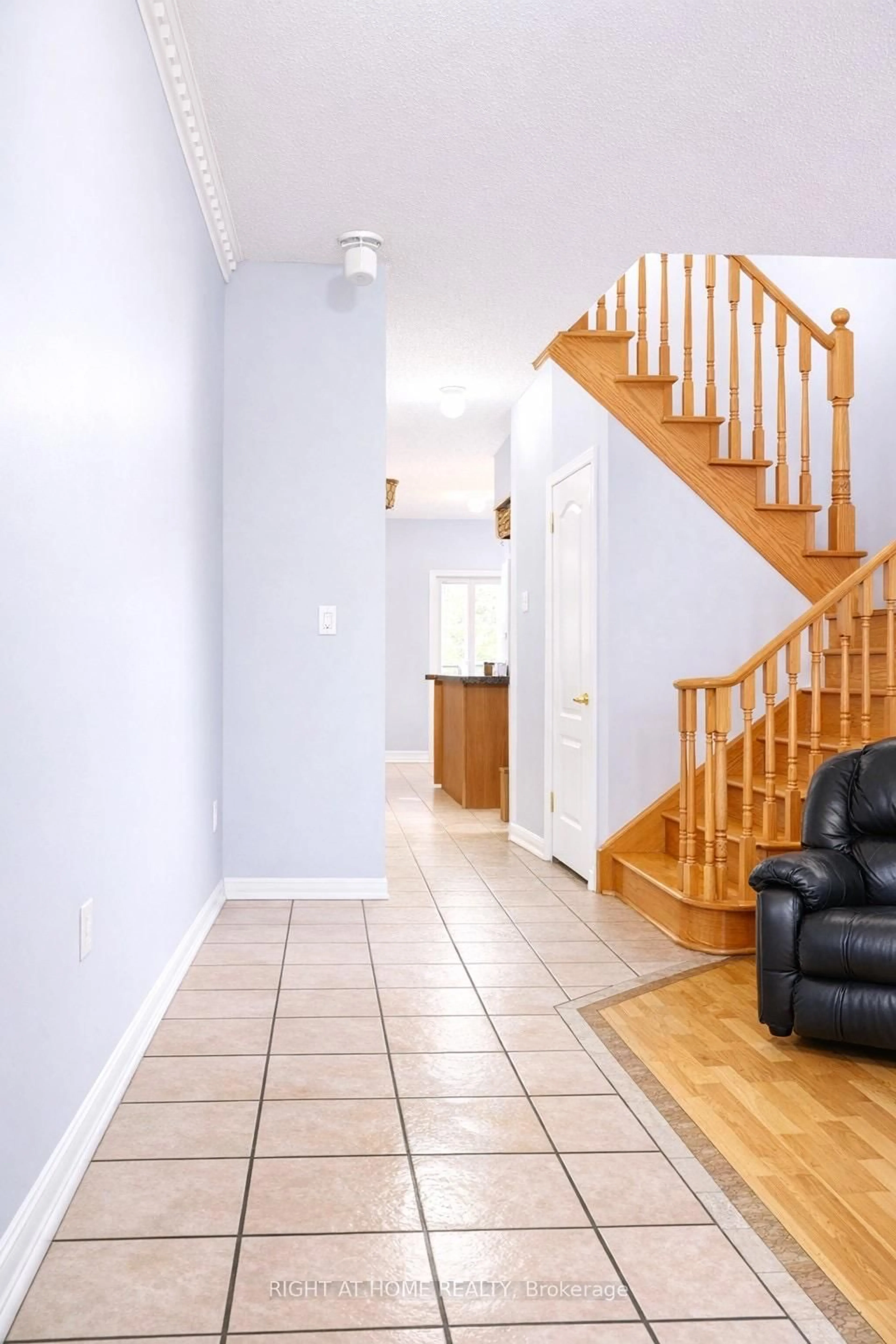 Unknown for 4721 Colombo Cres Cres, Mississauga Ontario L5M 7R3