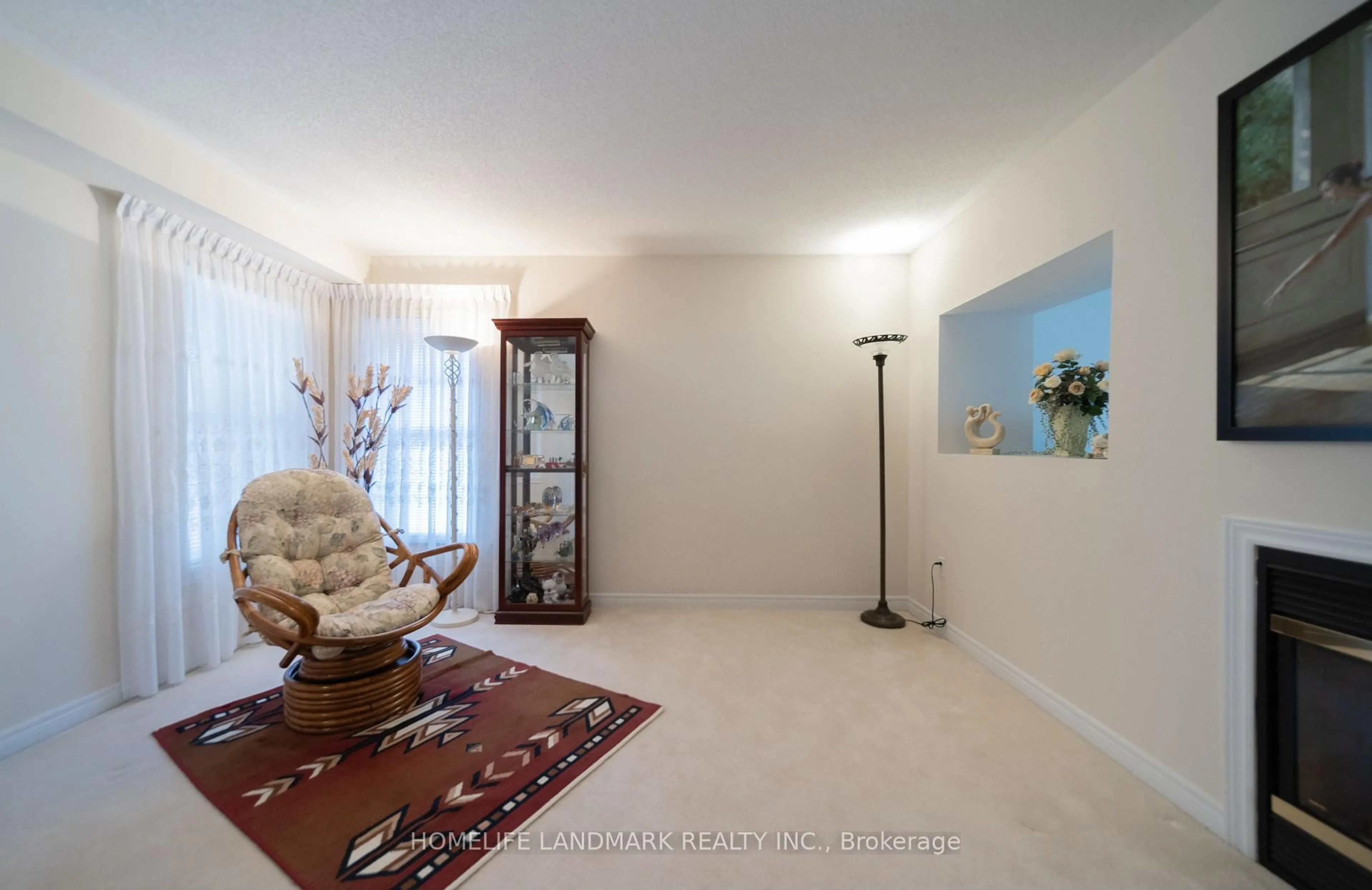 Unknown for 2376 Bankside Dr, Mississauga Ontario L5M 6E5