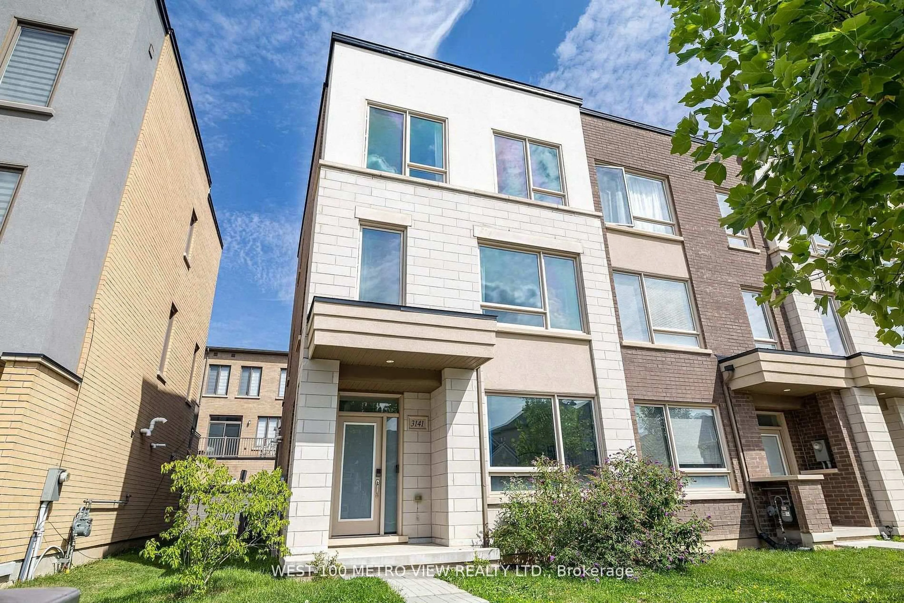 Home with brick exterior material, street for 3141 Ernest Appelbe Blvd, Oakville Ontario L6H 0N8