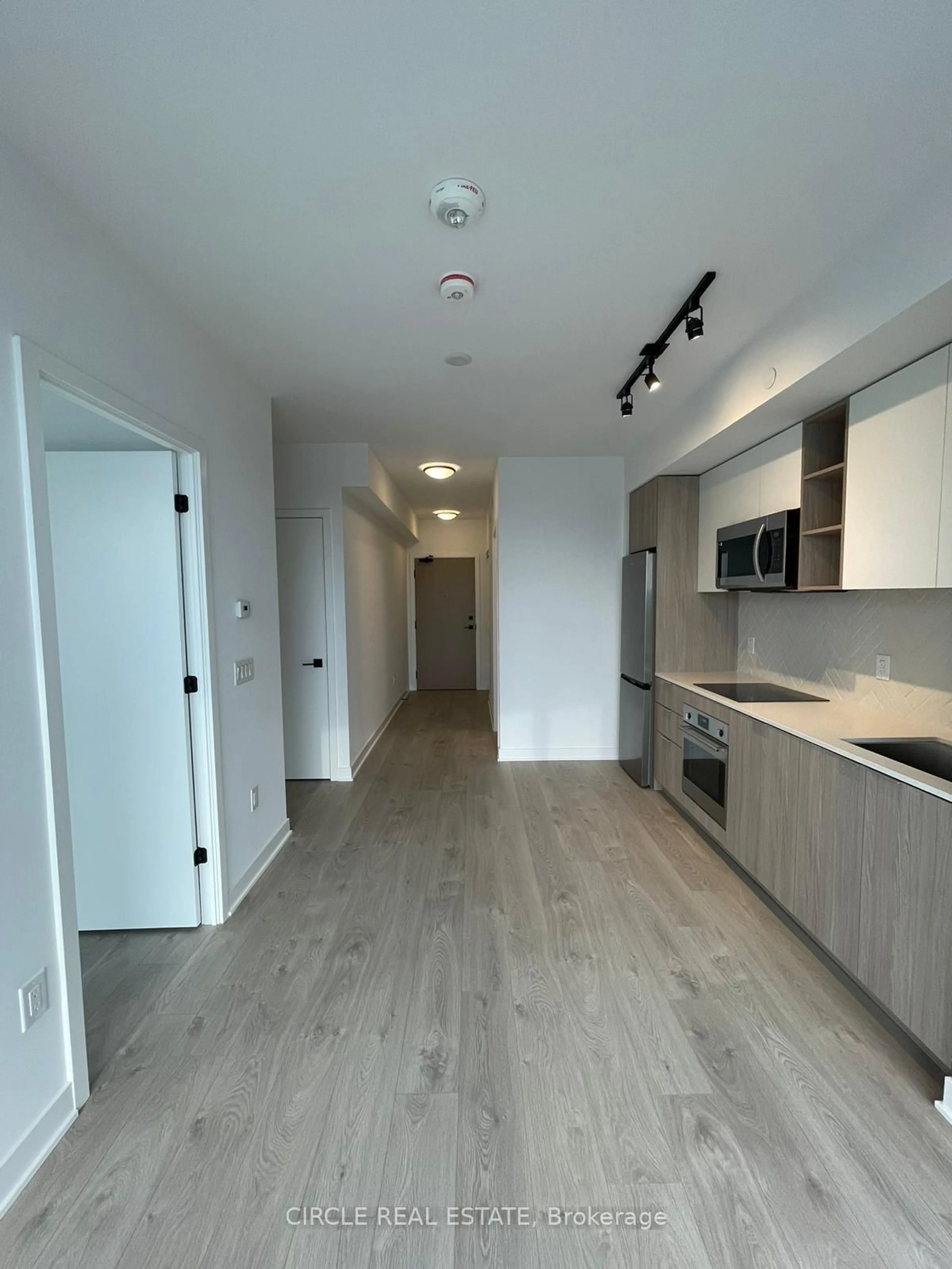 A pic of a room for 36 Zorra St #2202, Toronto Ontario M8Z 0G5