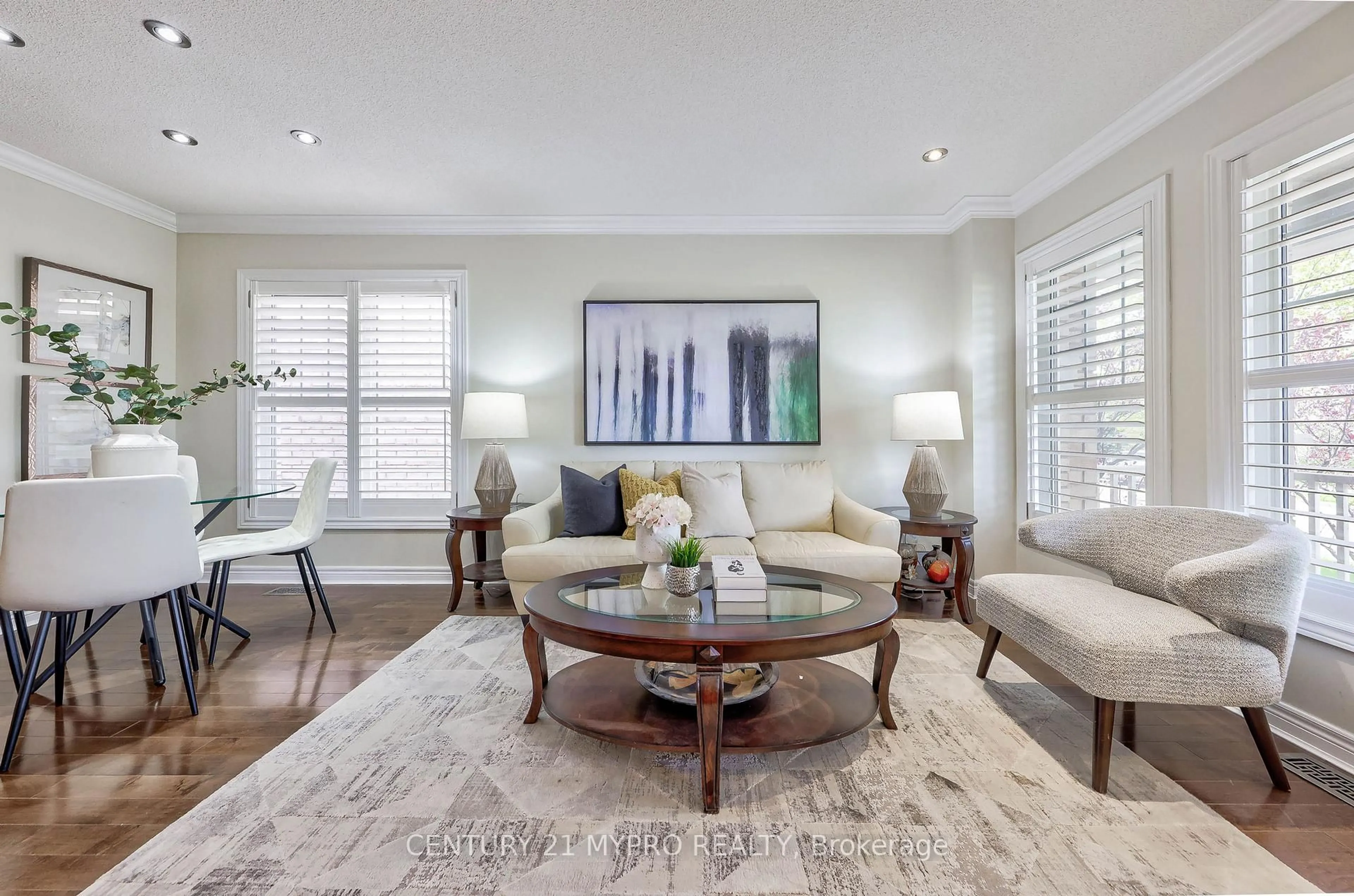 Living room with furniture, unknown for 270 Duncan Lane, Milton Ontario L9T 7A8
