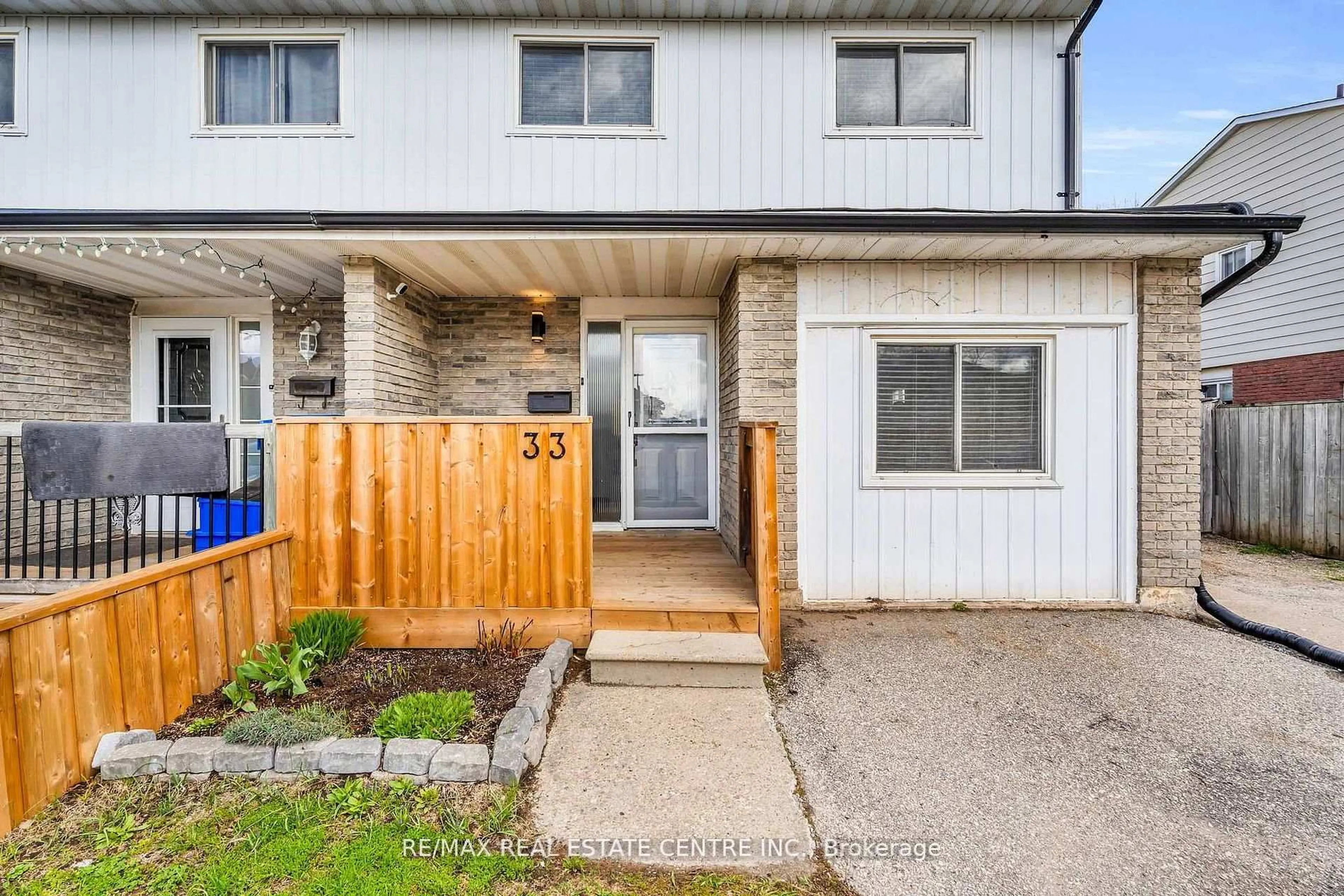 Unknown for 33 Fourth Ave, Orangeville Ontario L9W 3S7