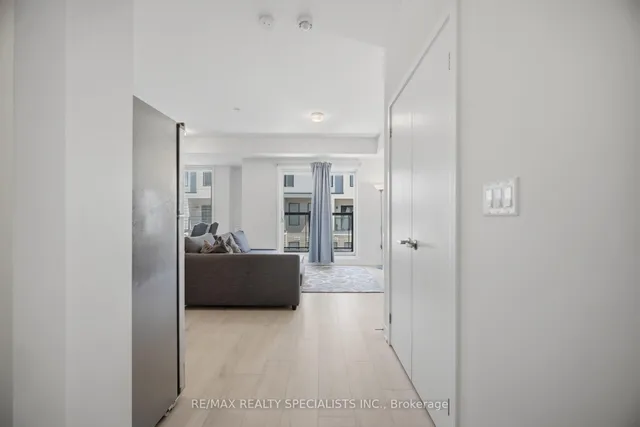 3405 Ridgeway Dr #21, Mississauga 4