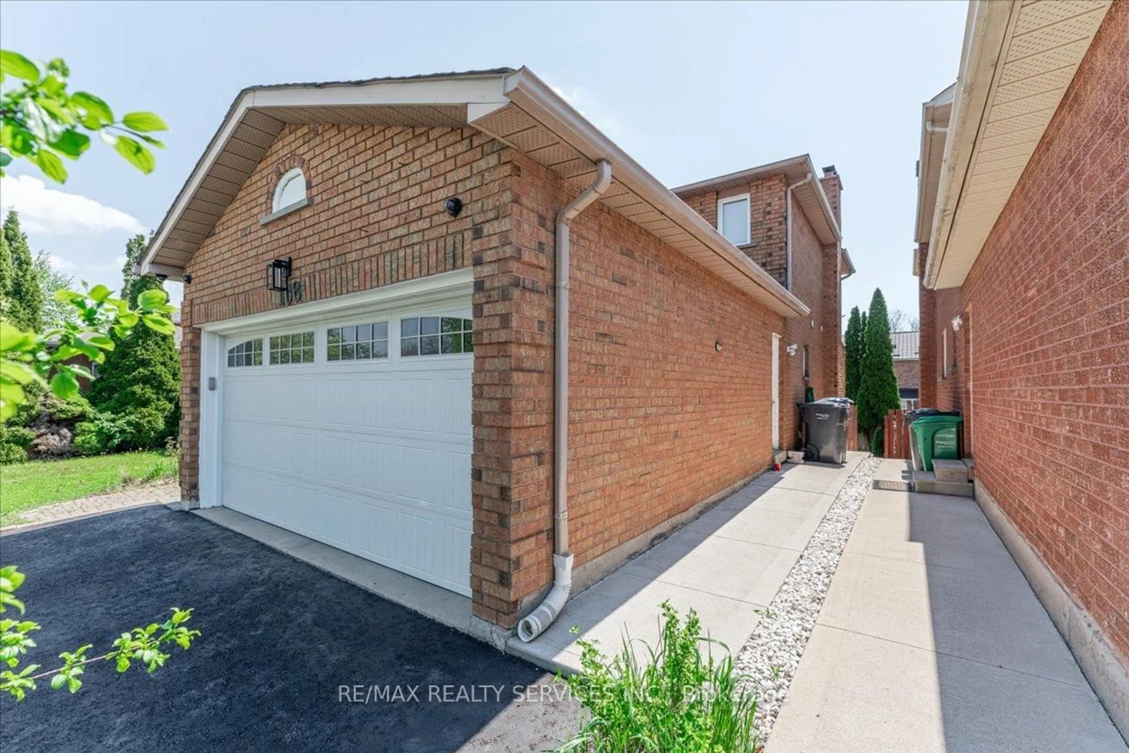 Home with brick exterior material, street for 108 Candy Cres, Brampton Ontario L6X 3Z8