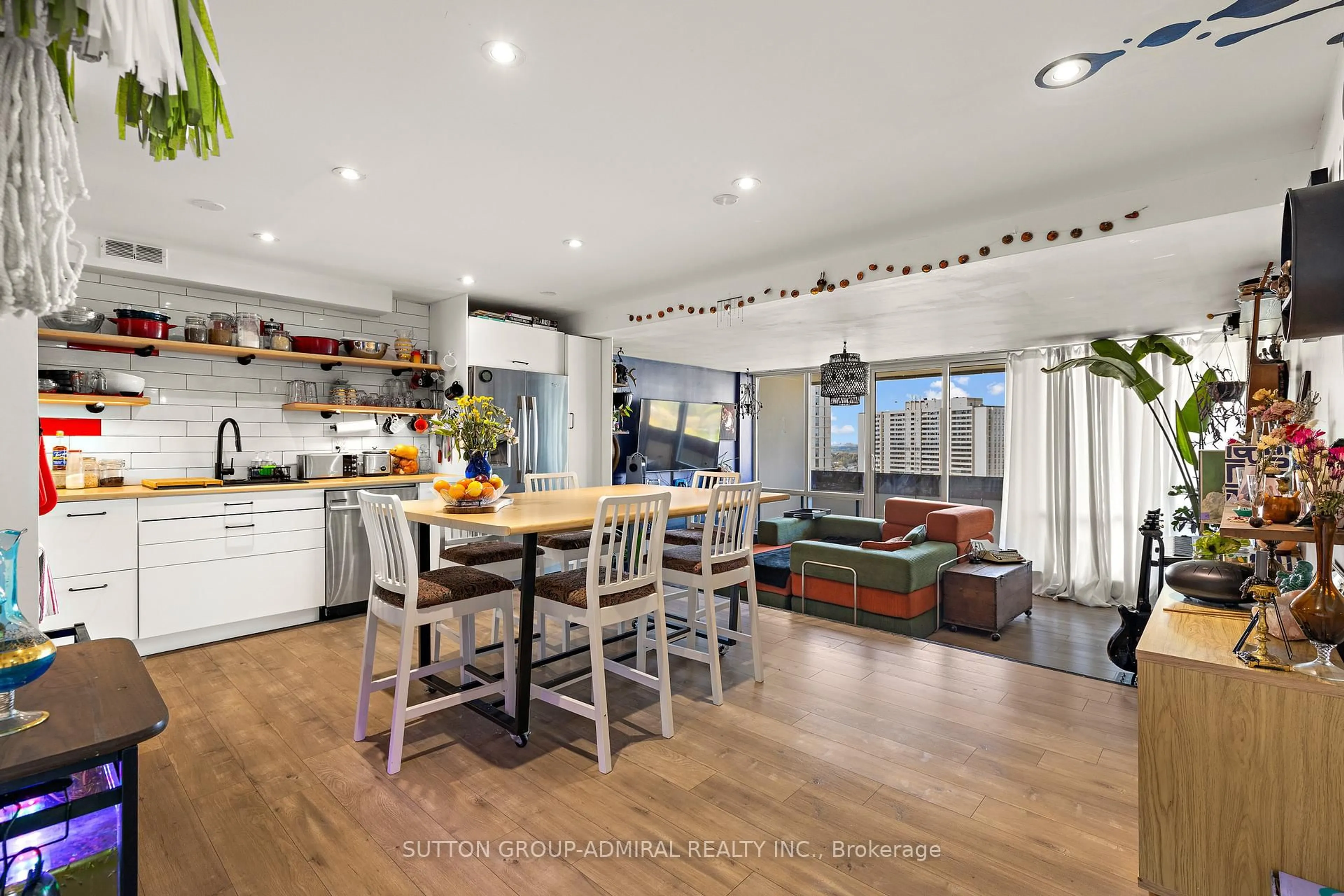 Open concept kitchen, unknown for 455 Sentinel Rd #1309, Toronto Ontario M3J 1V5
